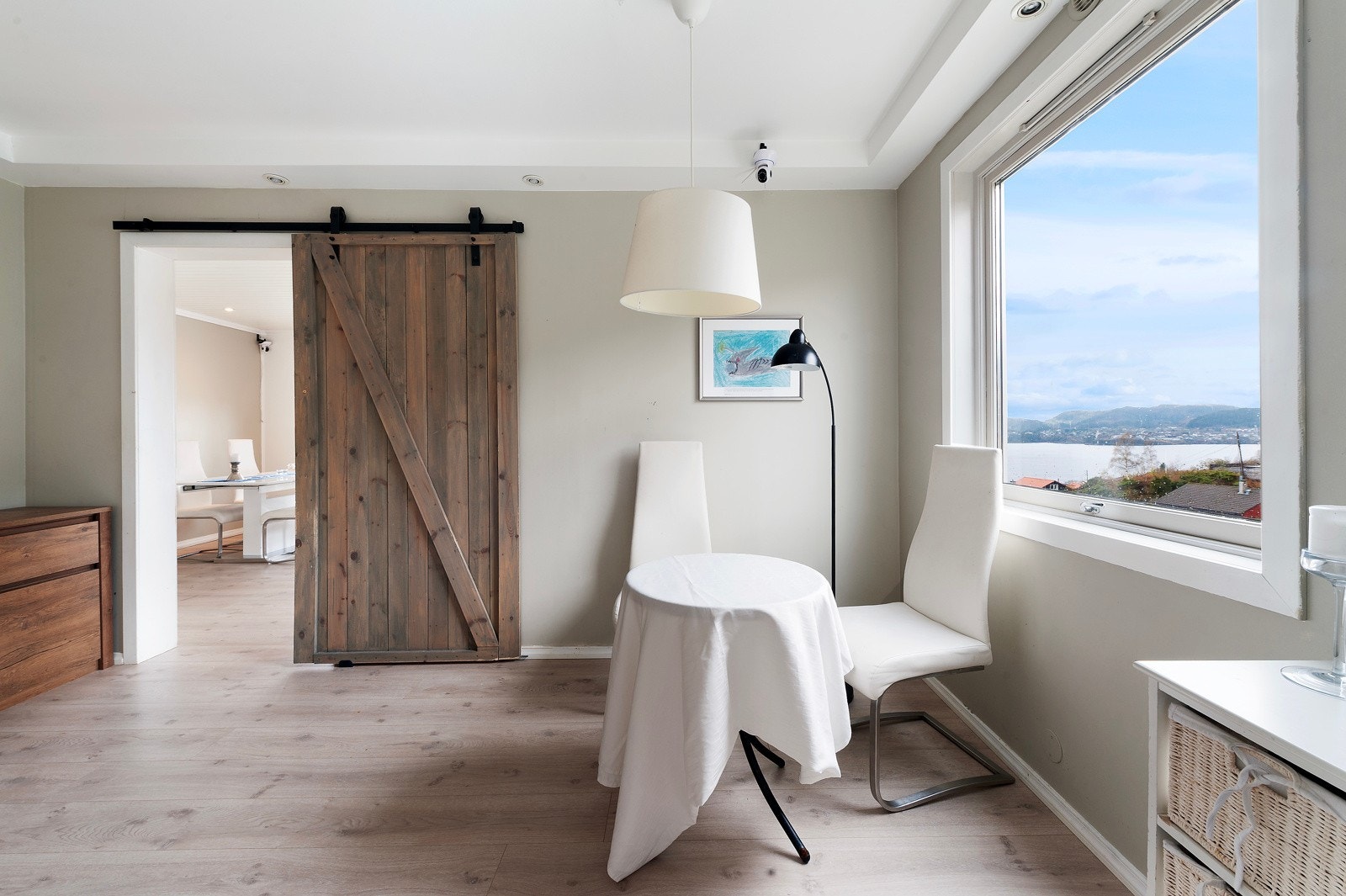 Borettslaget har eget trimrom og barnehage der andelseierne er prioritert på ventelisten. Galleribilde