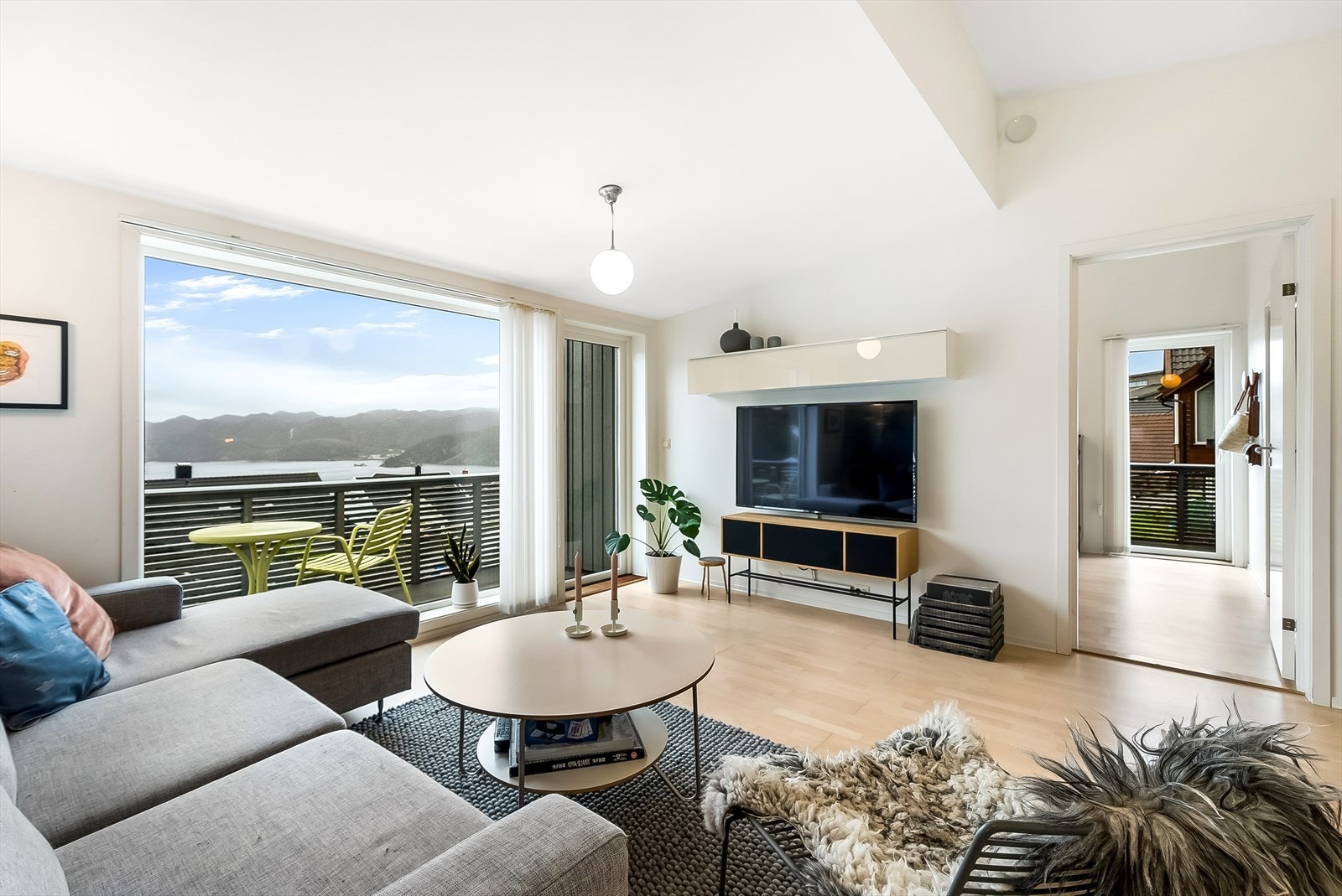 Legg merke til utsikten! Galleribilde