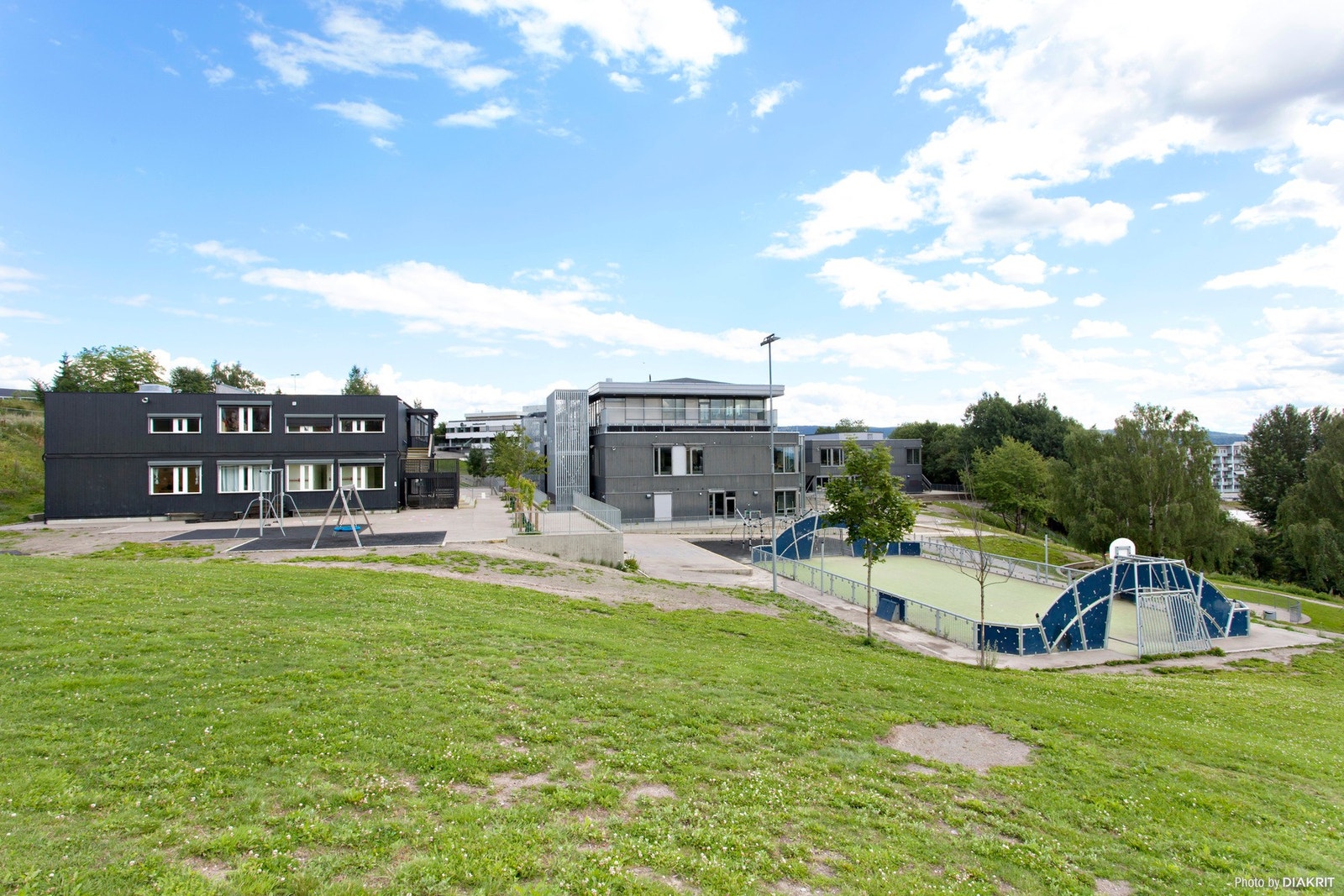 Kort vei til populære skoler og barnehager. Galleribilde