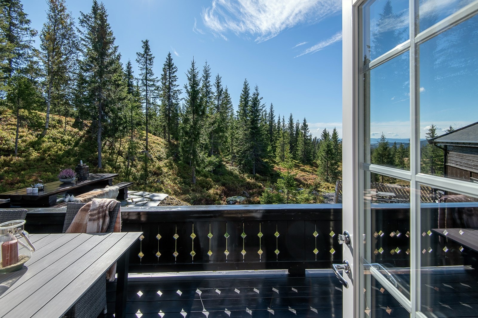 Fritt og fint utsyn fra terrassen. Galleribilde