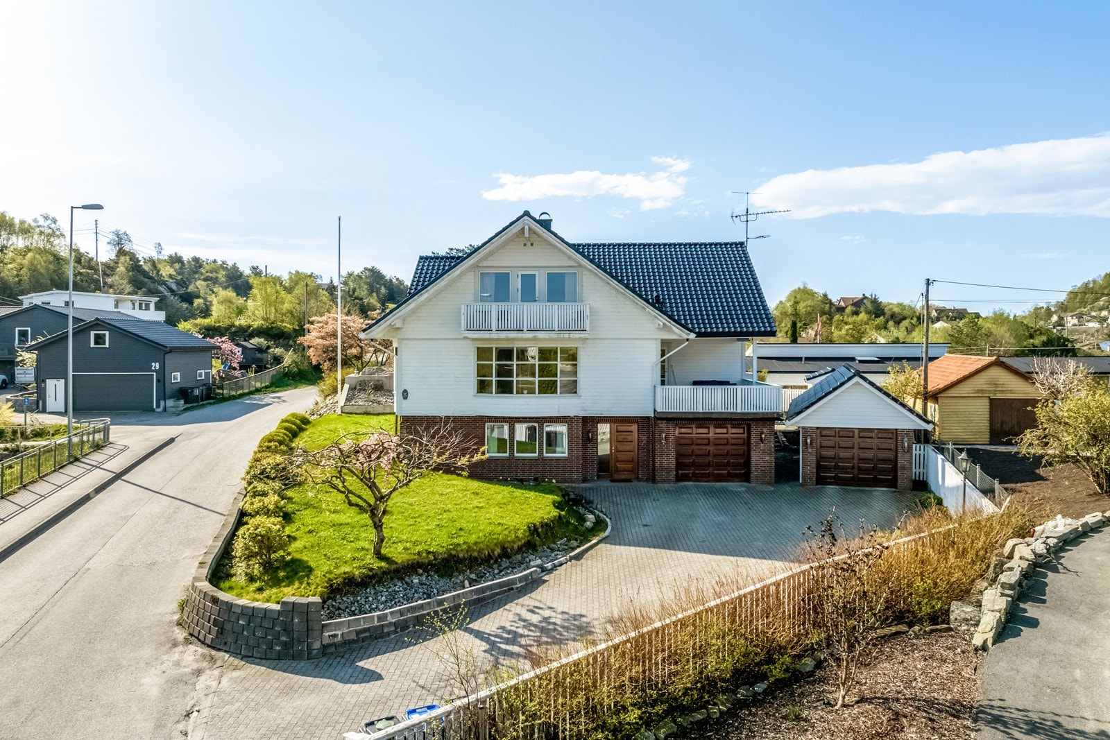 Velkommen til Førresbrekka 26 - Presentert av Joakim Steine v/Eiendomsmegler A Galleribilde