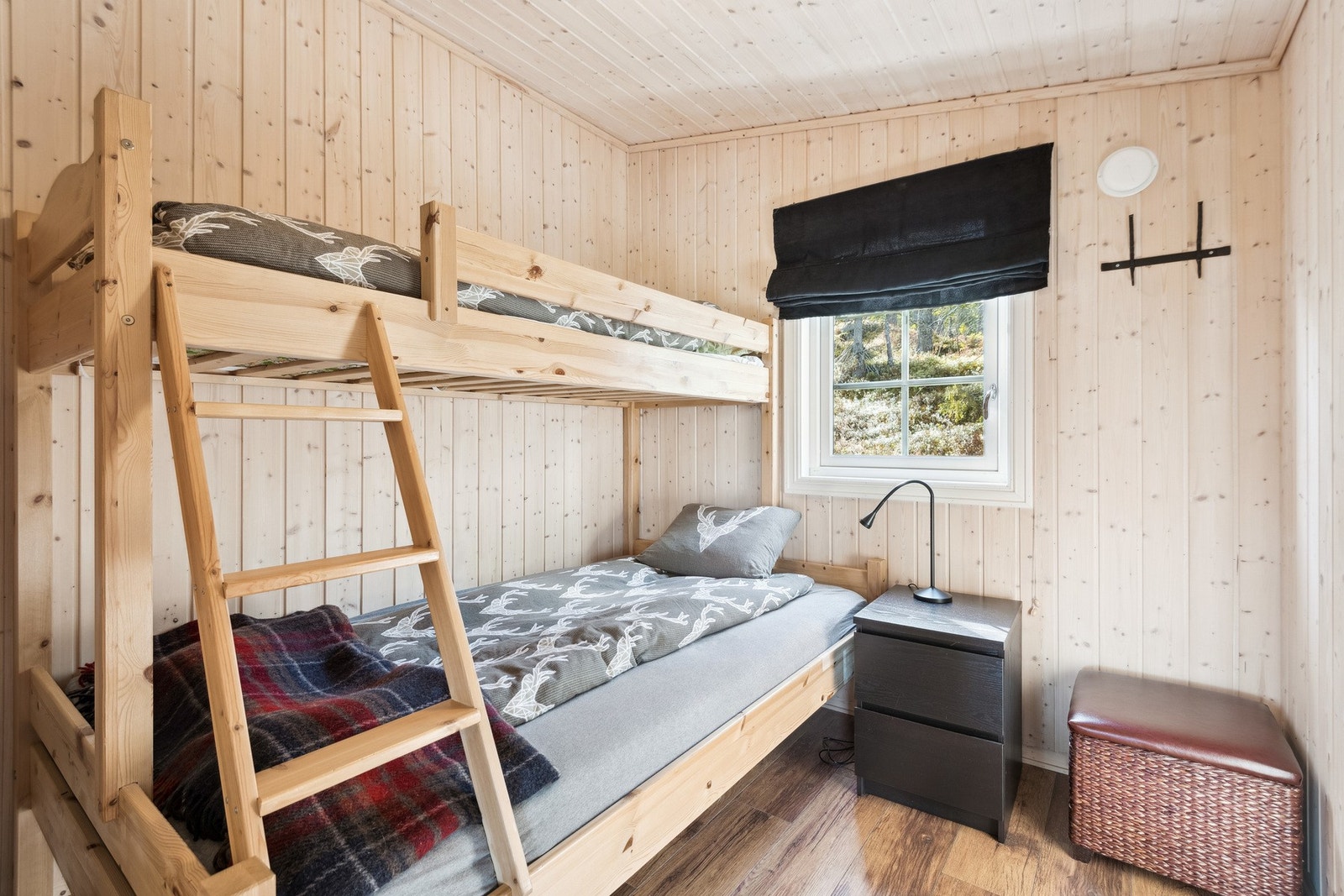 Soverom 2 på ca. 5,5 kvm. Galleribilde