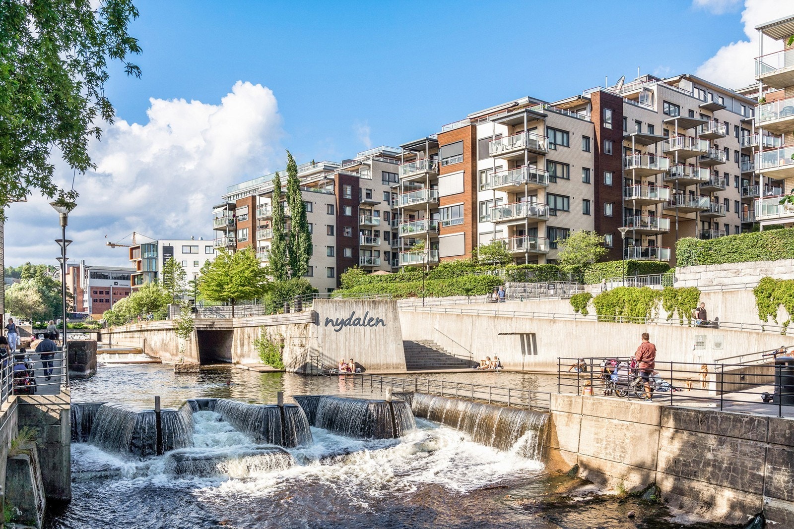Nærområde - Akerselva med badeplass ved Nydalen. Galleribilde