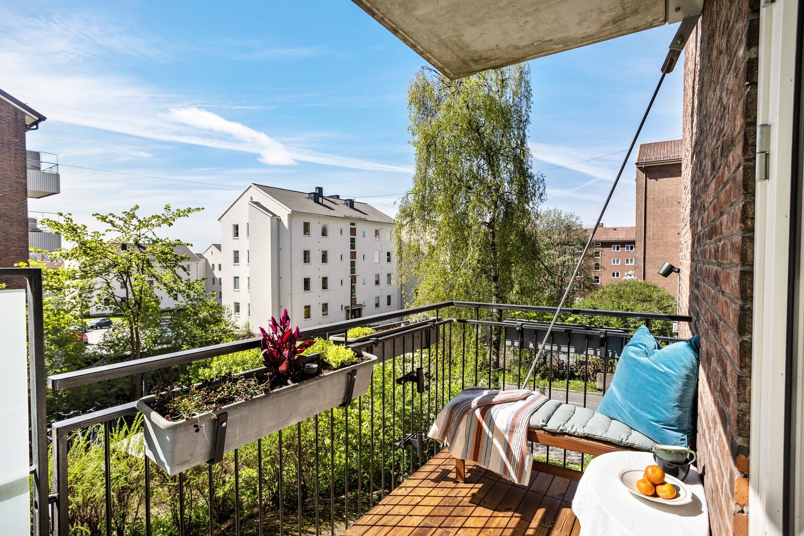 Daniel Berggren ved EIE Løren ønsker velkommen til Frydens Gate 5D! Galleribilde