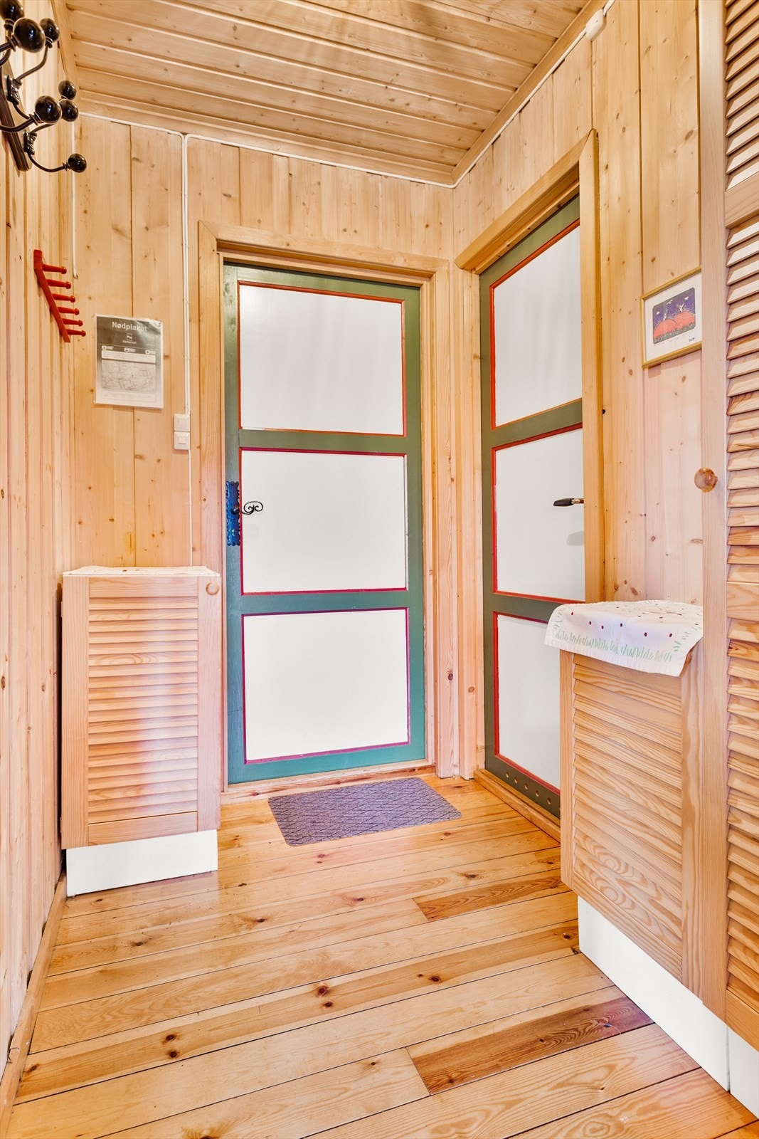 Inngangsparti med landlig sjarm og treverk Galleribilde