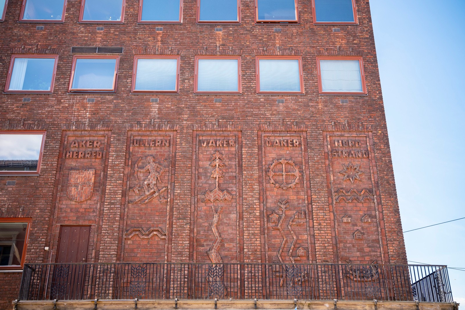 Det er IN-ordning på fellesgjeld og ved innfrielse av fellesgjelden vil felleskostandene reduseres med 4 721,- pr. mnd. Galleribilde