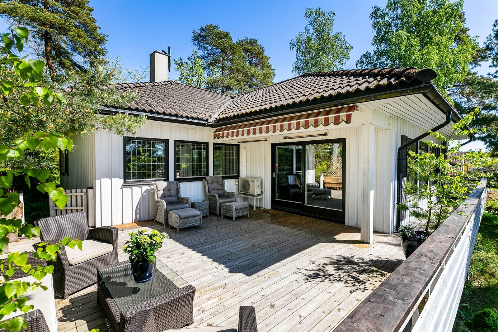 Utbedringer må påregnes innvendig som utvendig, blant annet av taktekking som er gitt TG 3. Potensialet er imidlertid betydelig. Galleribilde