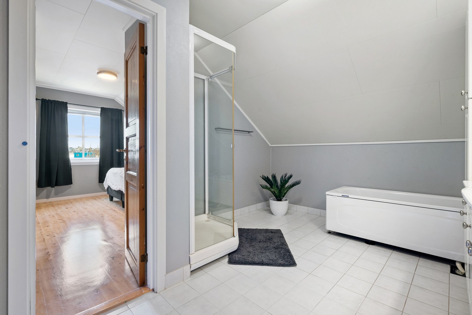 Hovedsoverommet ligger rett ved hovedsoverommet Galleribilde