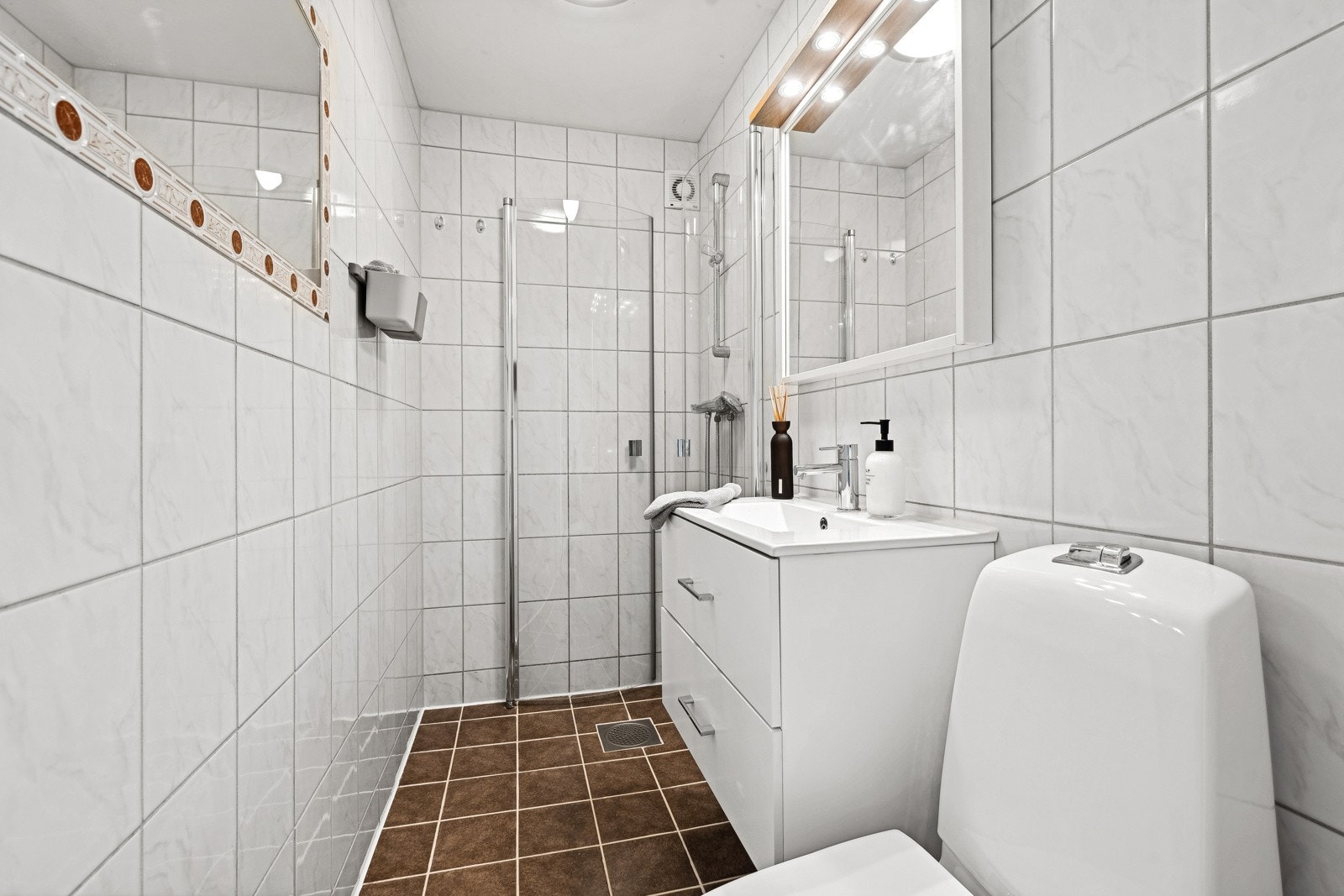 Badet Galleribilde