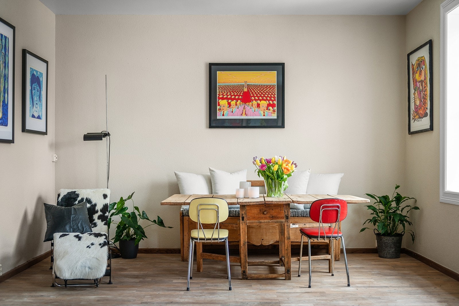 Stuen har god plass til både sofaseksjon og spisebord, samt øvrig innredning etter ønske og behov. Galleribilde