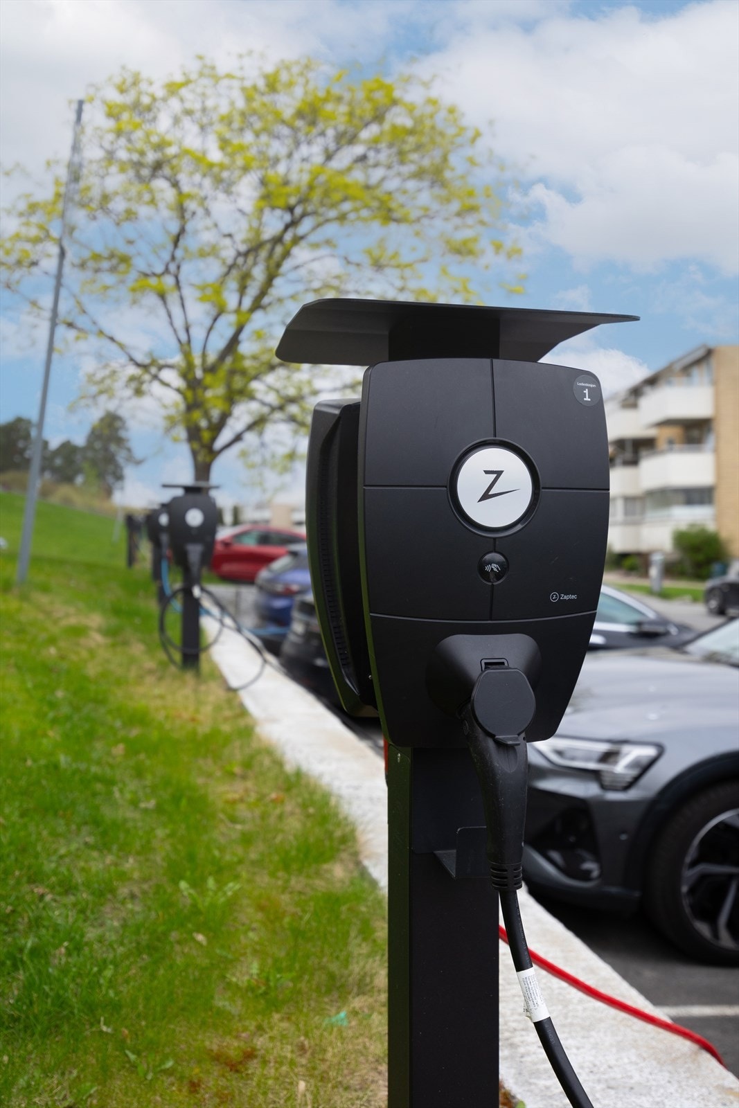 Borettslaget har parkeringsplasser som fritt benyttes for beboere. Ingen har faste plasser. Galleribilde