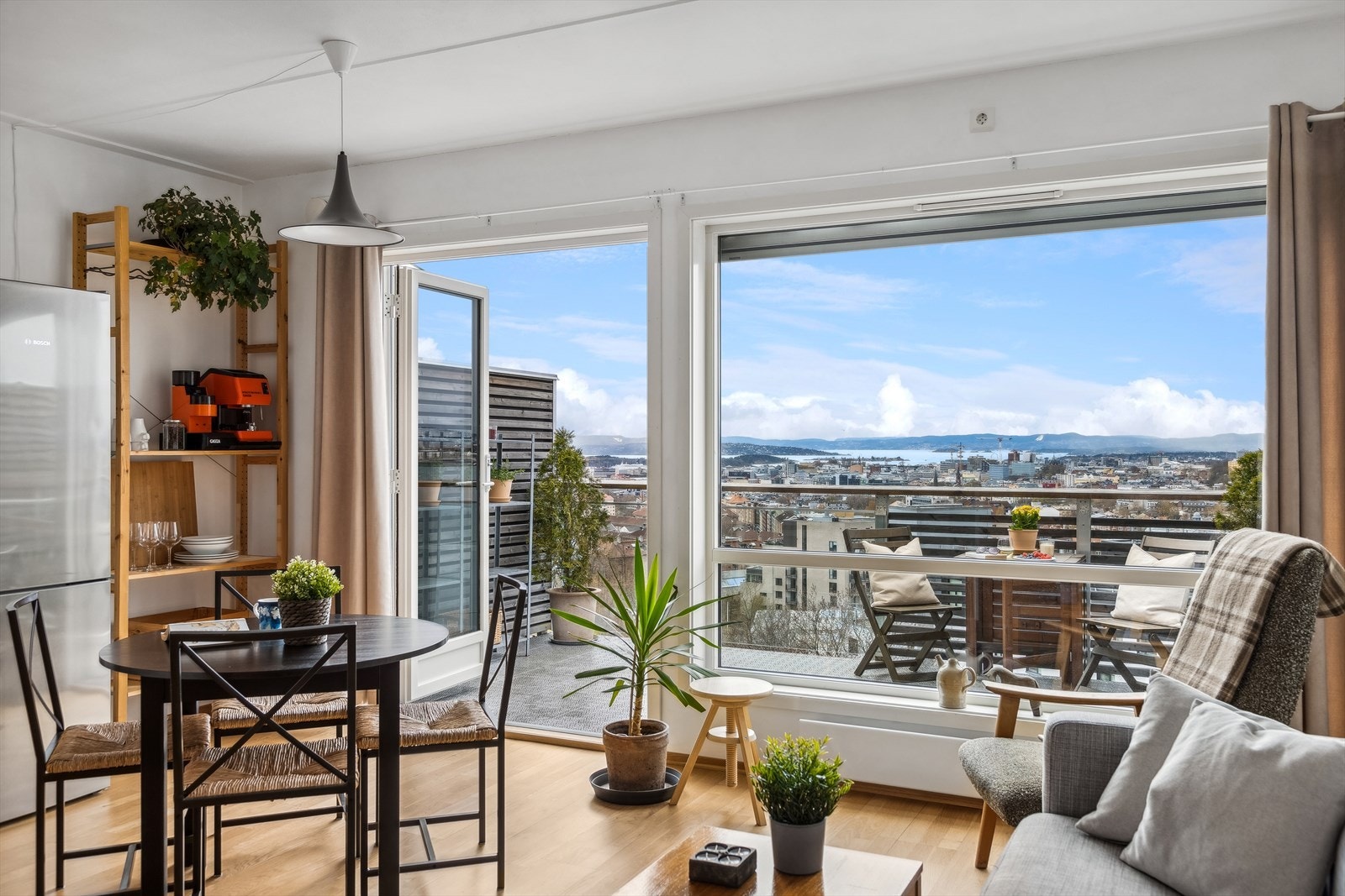 DNB Eiendom v/ Christoffer Lysgaard presenterer her Hasleveien 15A! Galleribilde