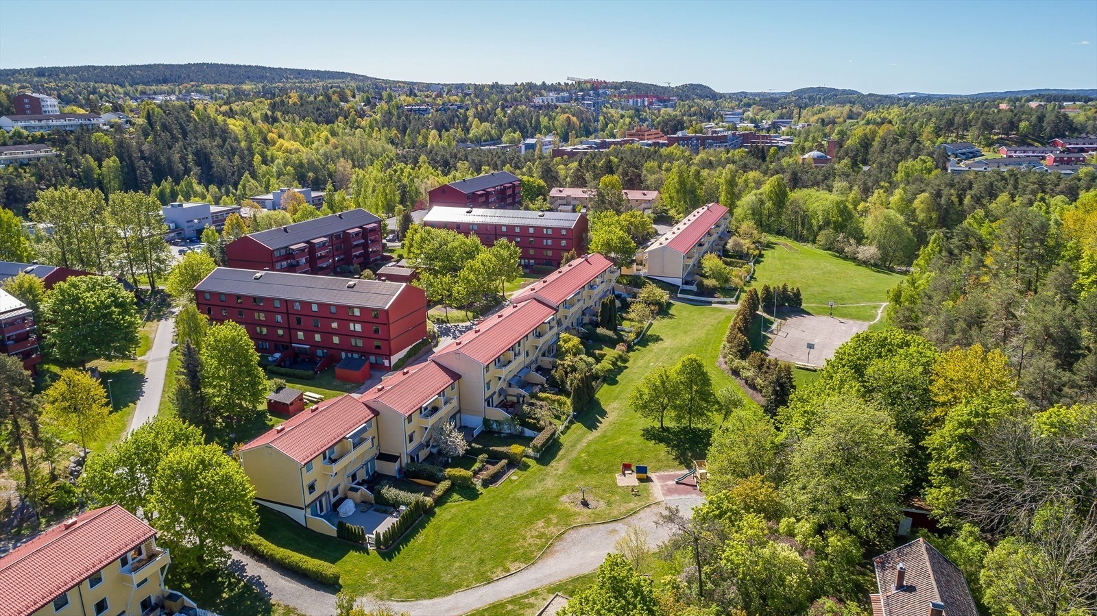 Velkommen til Skovbakken borettslag. Galleribilde