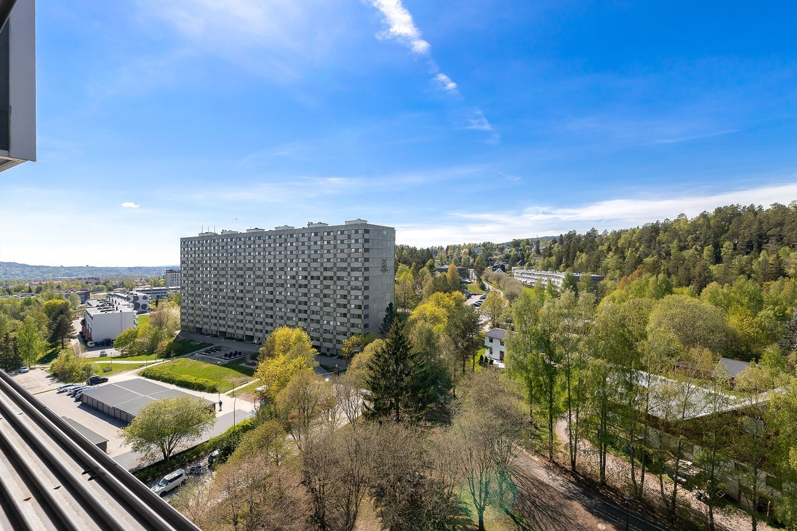 Utsikt fra balkong. Galleribilde