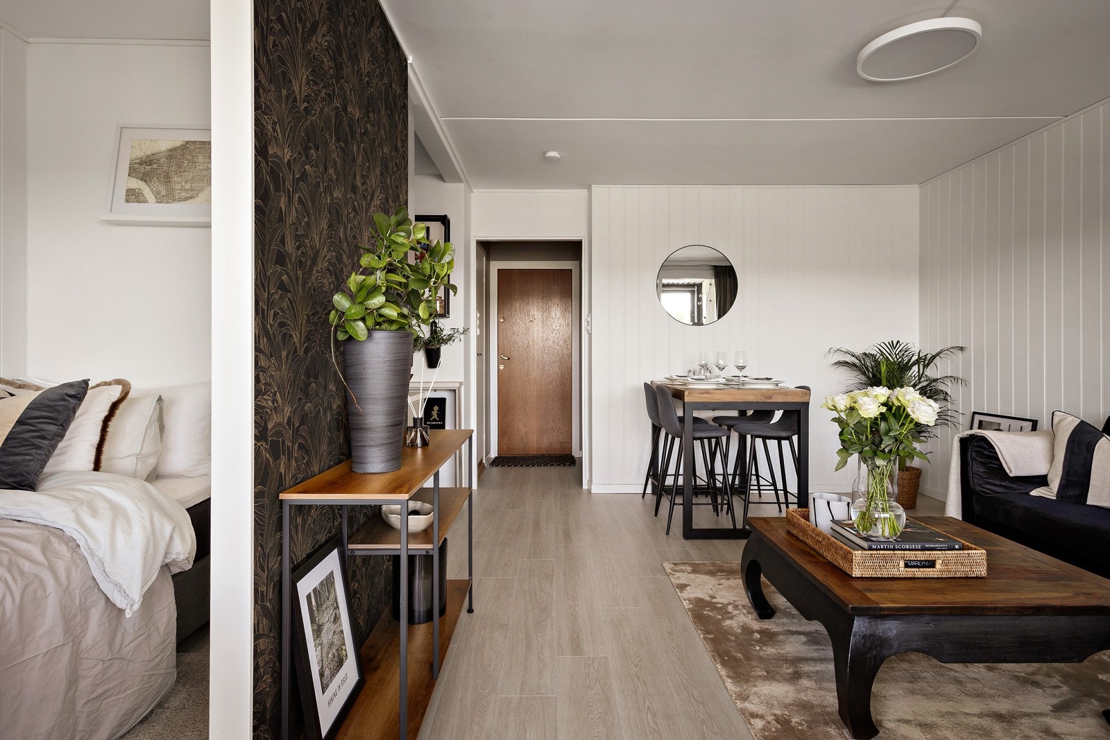 Adskilt fra stuen er det en sovealkove. Galleribilde