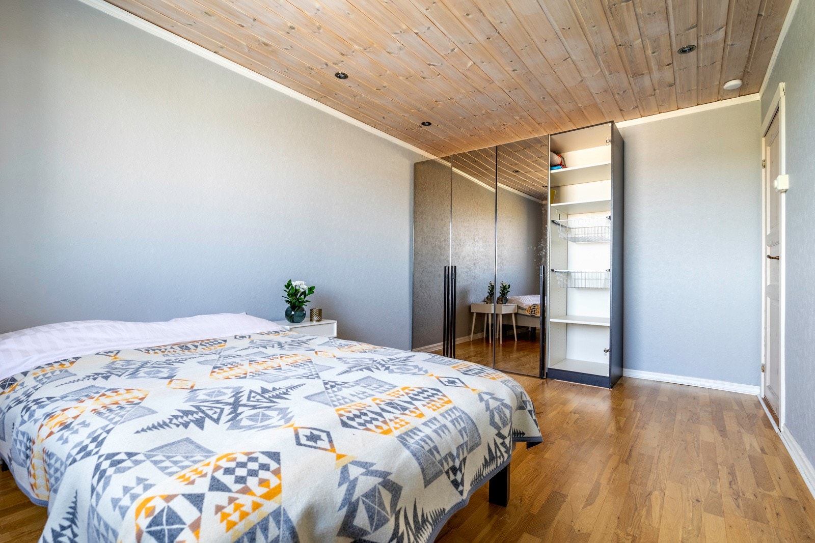 Leiligheten har to romslige soverom. Galleribilde