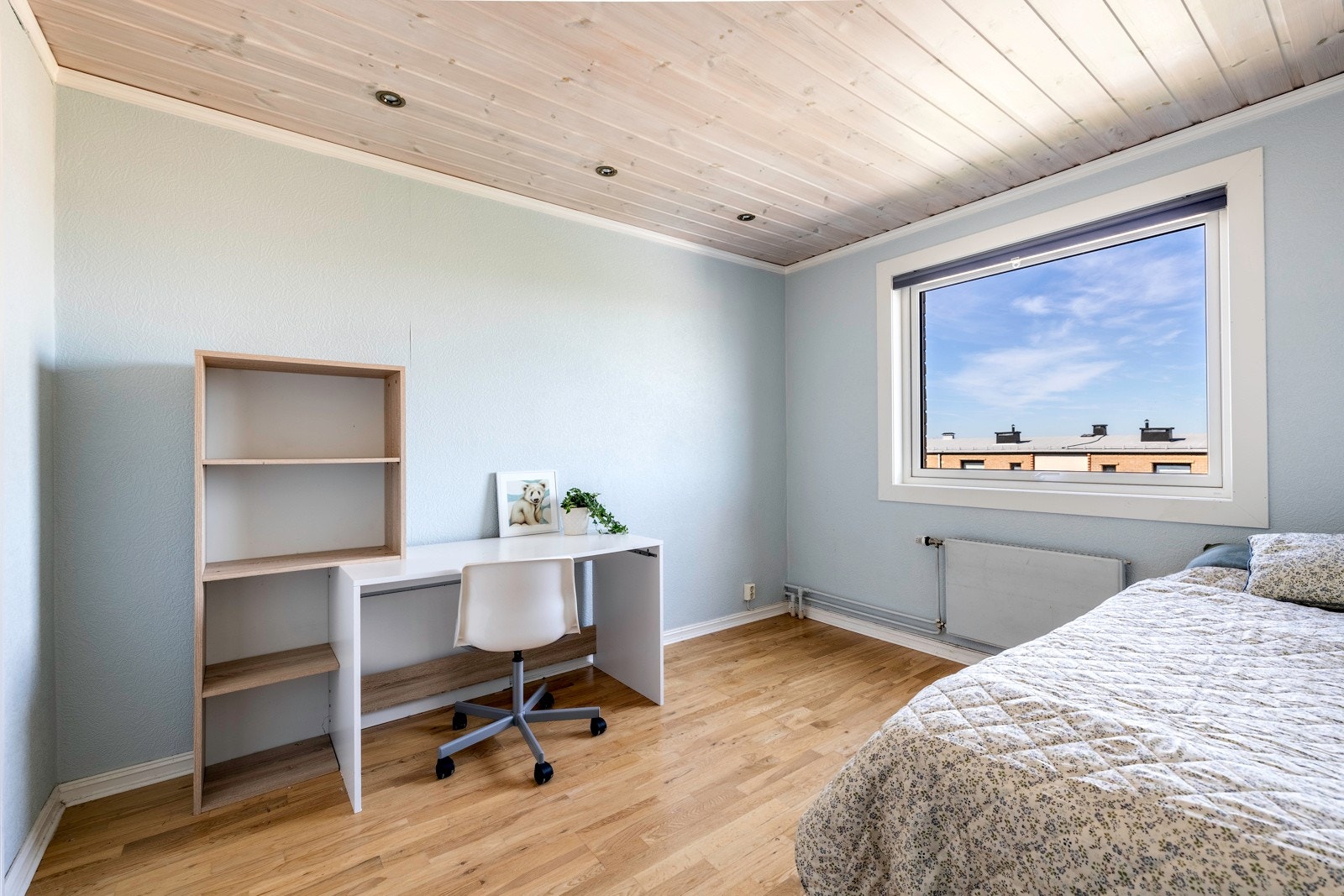 Det er fin utsikt fra soverommet. Galleribilde