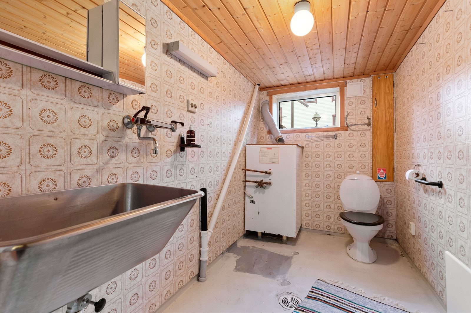 WC i underetasje som også brukes som vaskerom Galleribilde