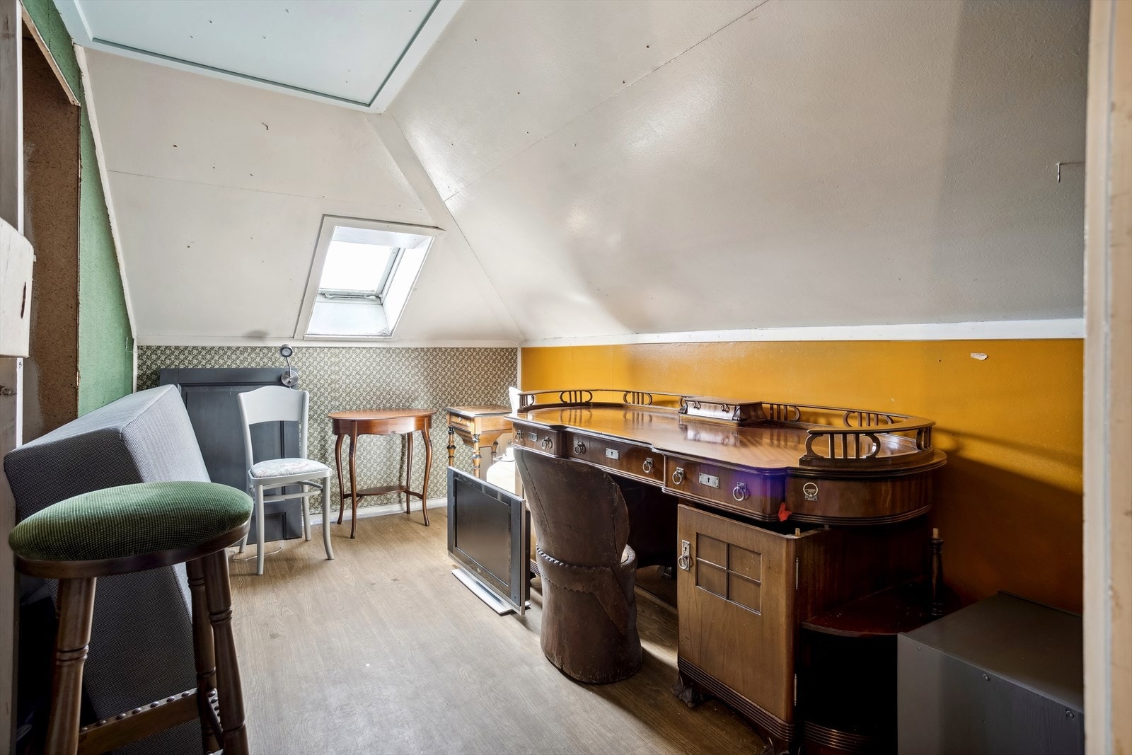 Fra rom på loft. Galleribilde