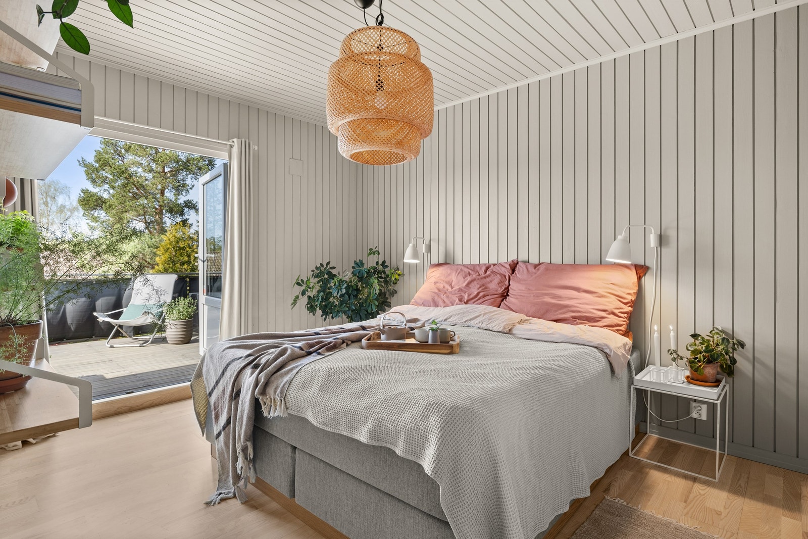 Hovedsoverom med direkte adkomst til takterrassen. Galleribilde