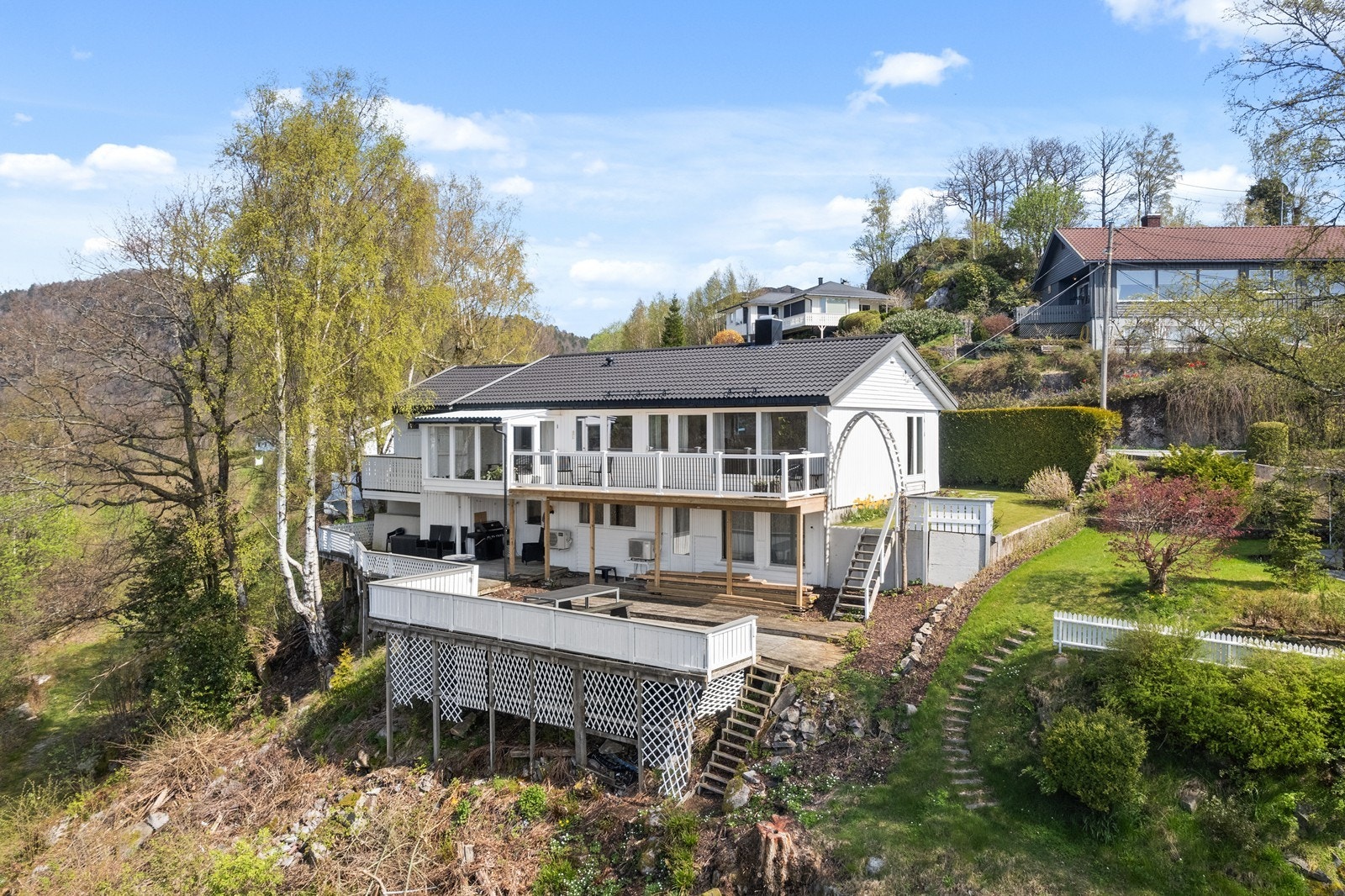 Tomtestørrelse: 1 148 kvm. Galleribilde