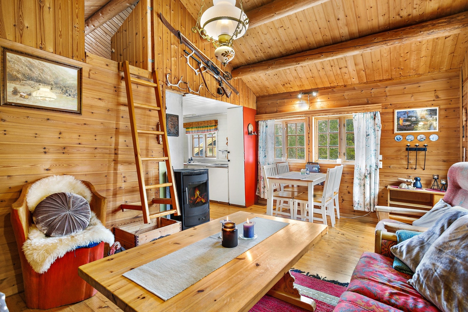 Praktisk løsning med tilkomst til hems Galleribilde