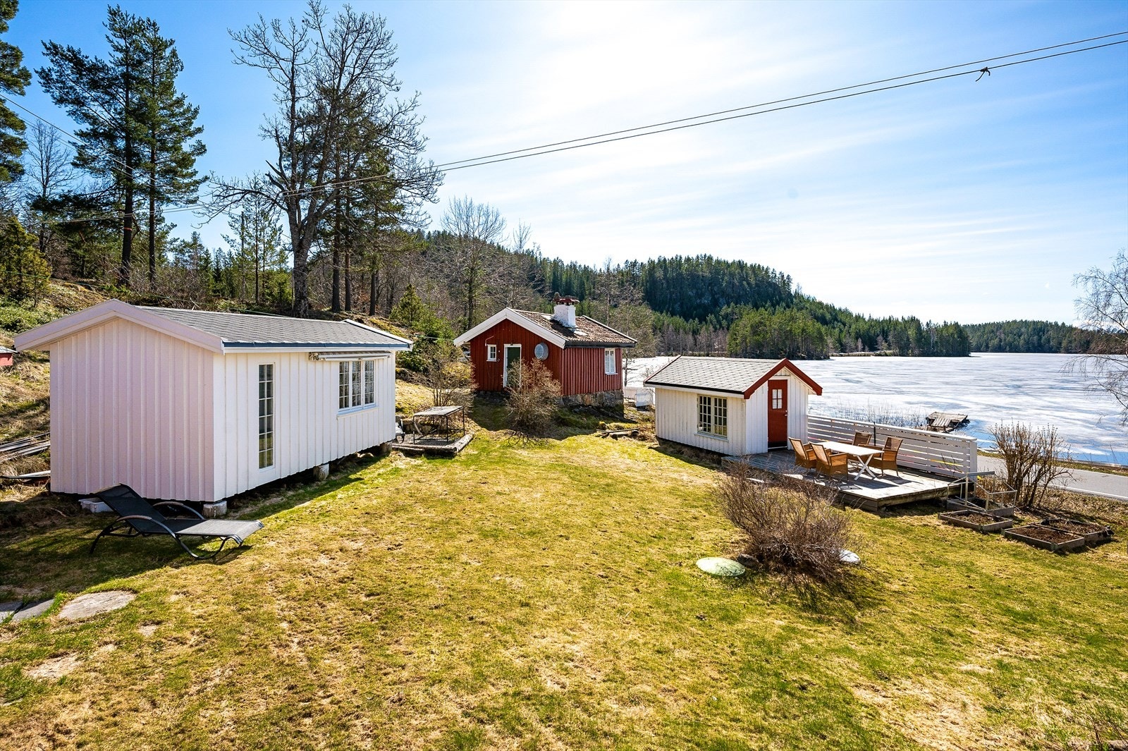 2 hytter og bryggerhus Galleribilde