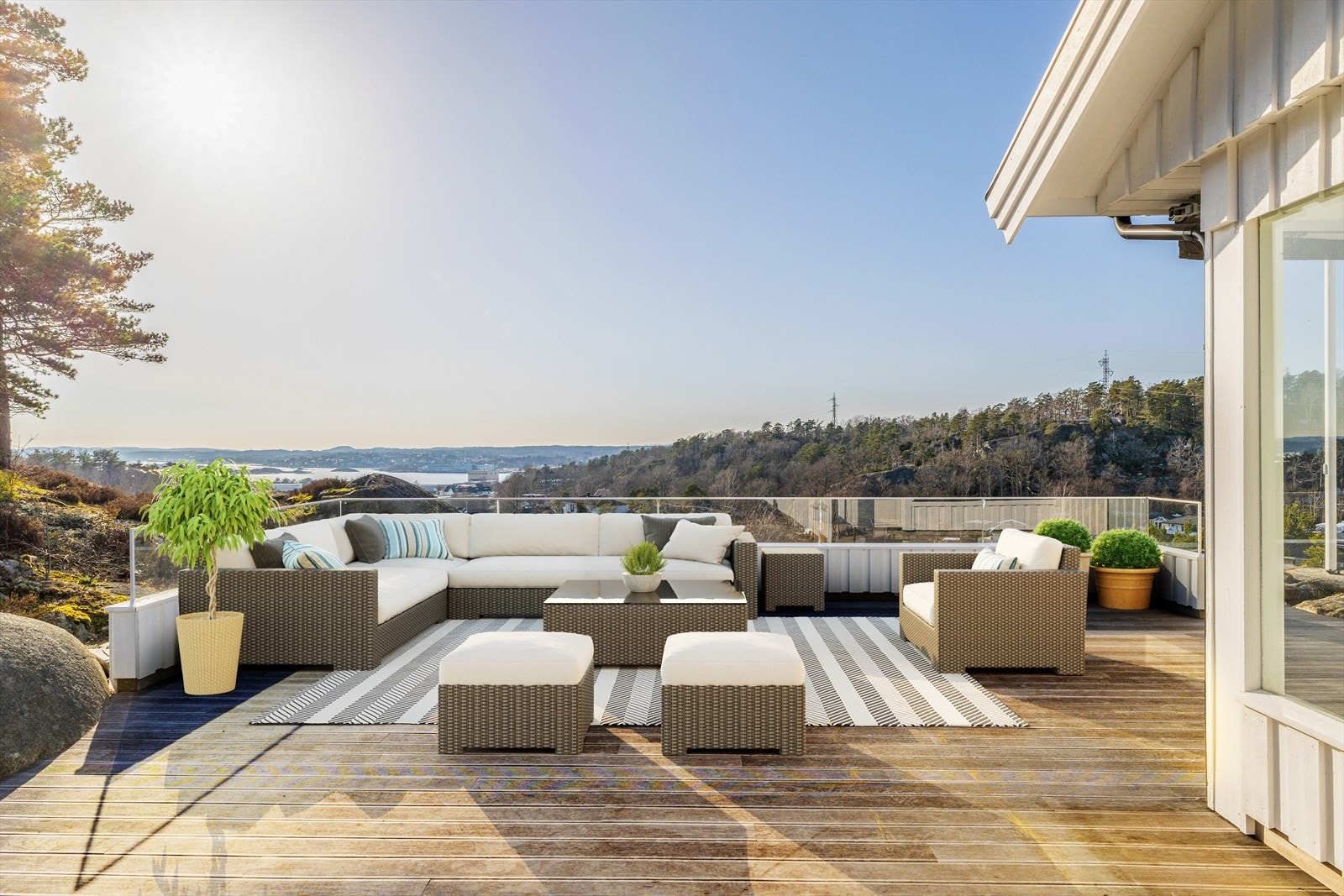 Uteplass mot syd - meget gode solforhold Galleribilde