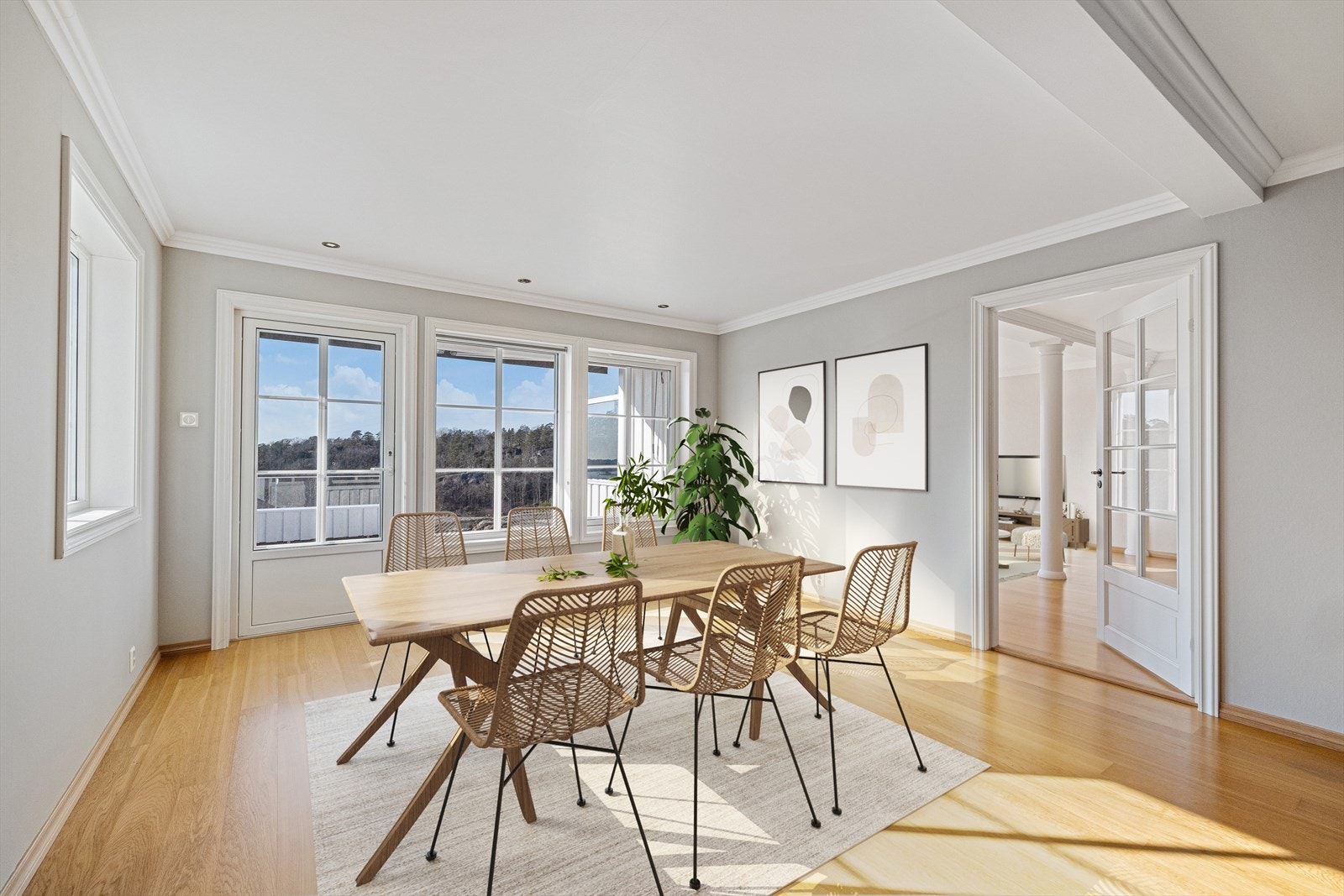 Spiseplass kjøkken med store vinduer - Syd Galleribilde