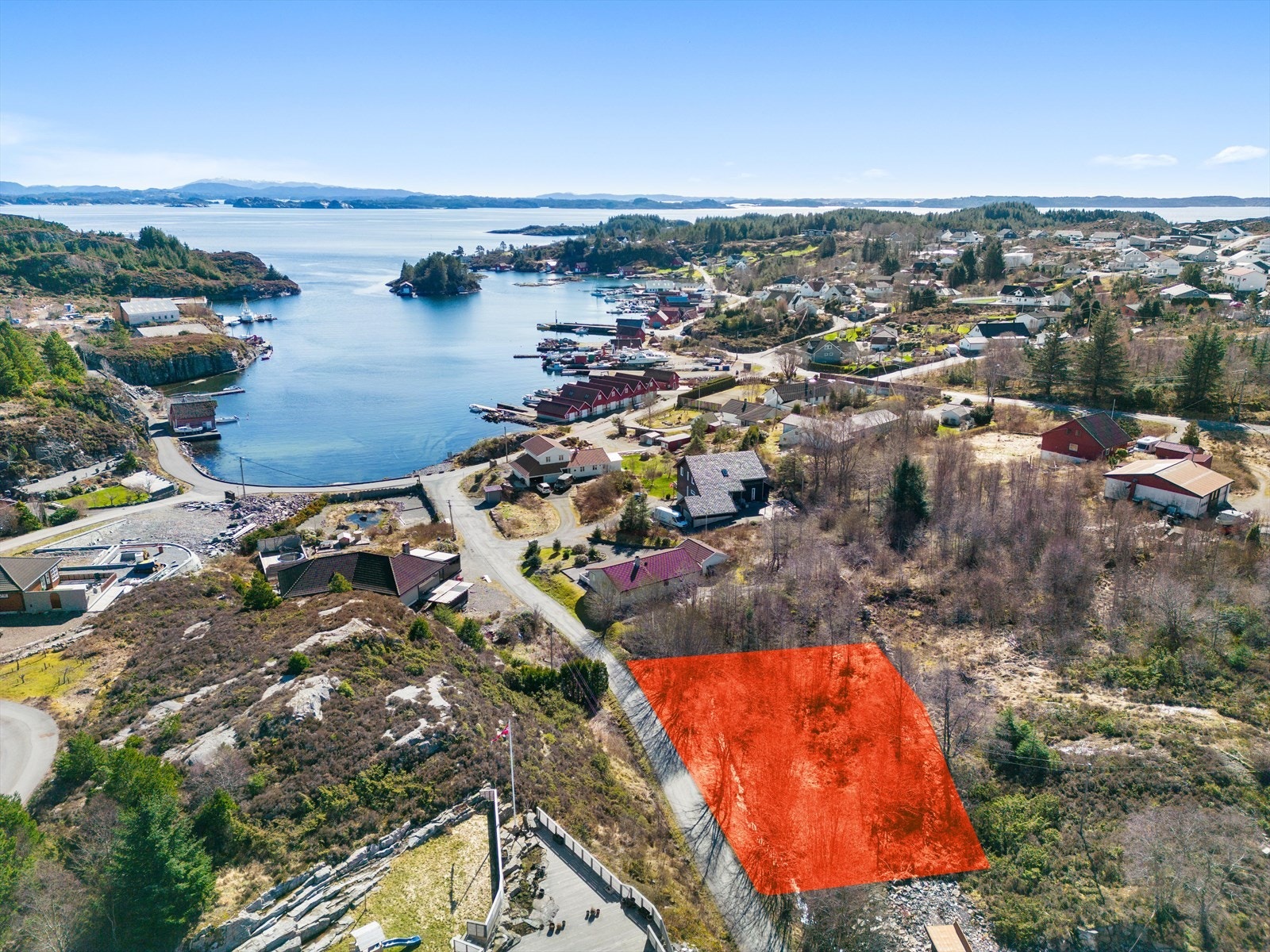 Vann og avløpsledninger ligger like i veien ved tomten Galleribilde