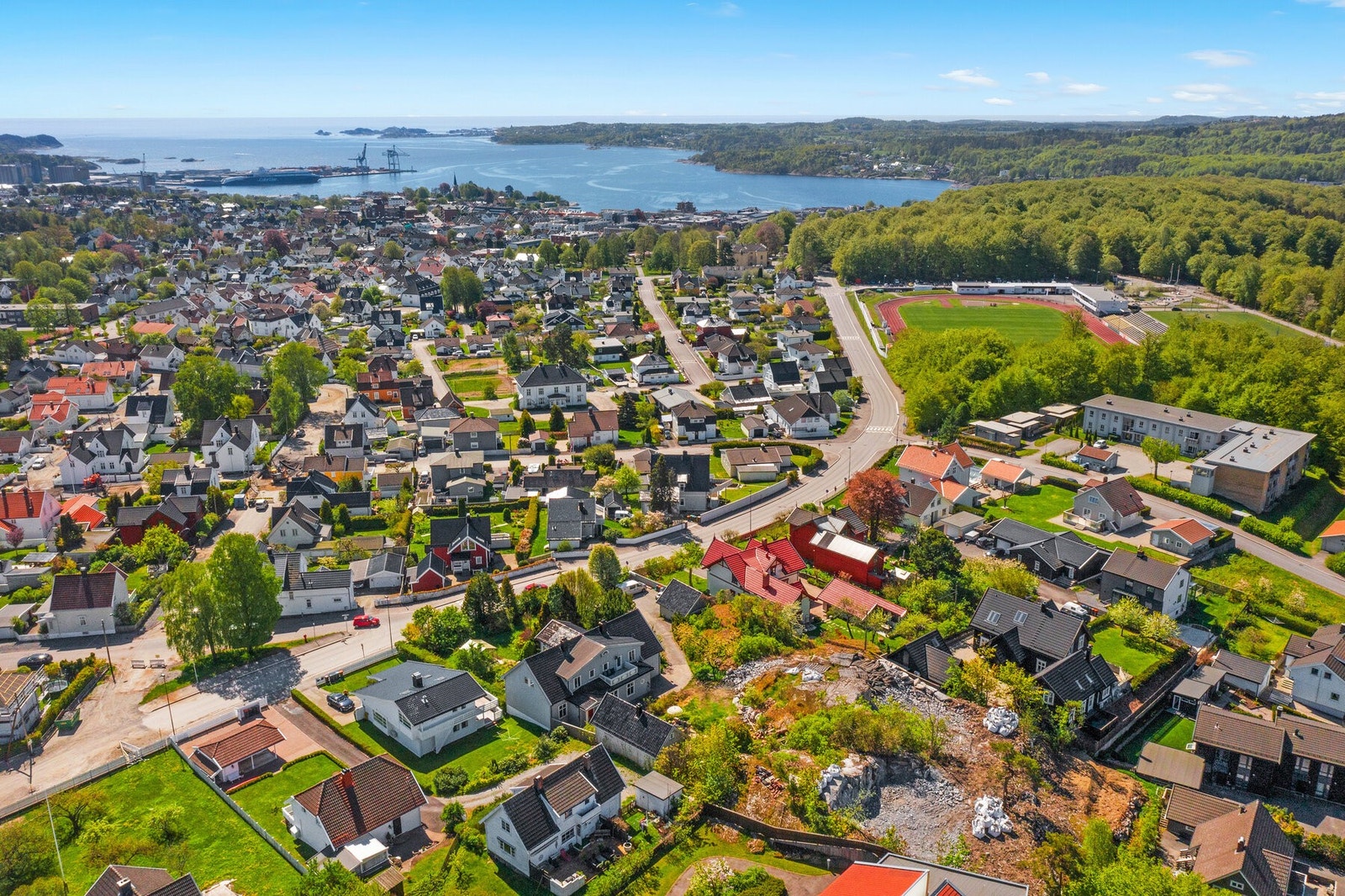 Kort vei til Bøkeskogen for tur og spisemuligheter Galleribilde