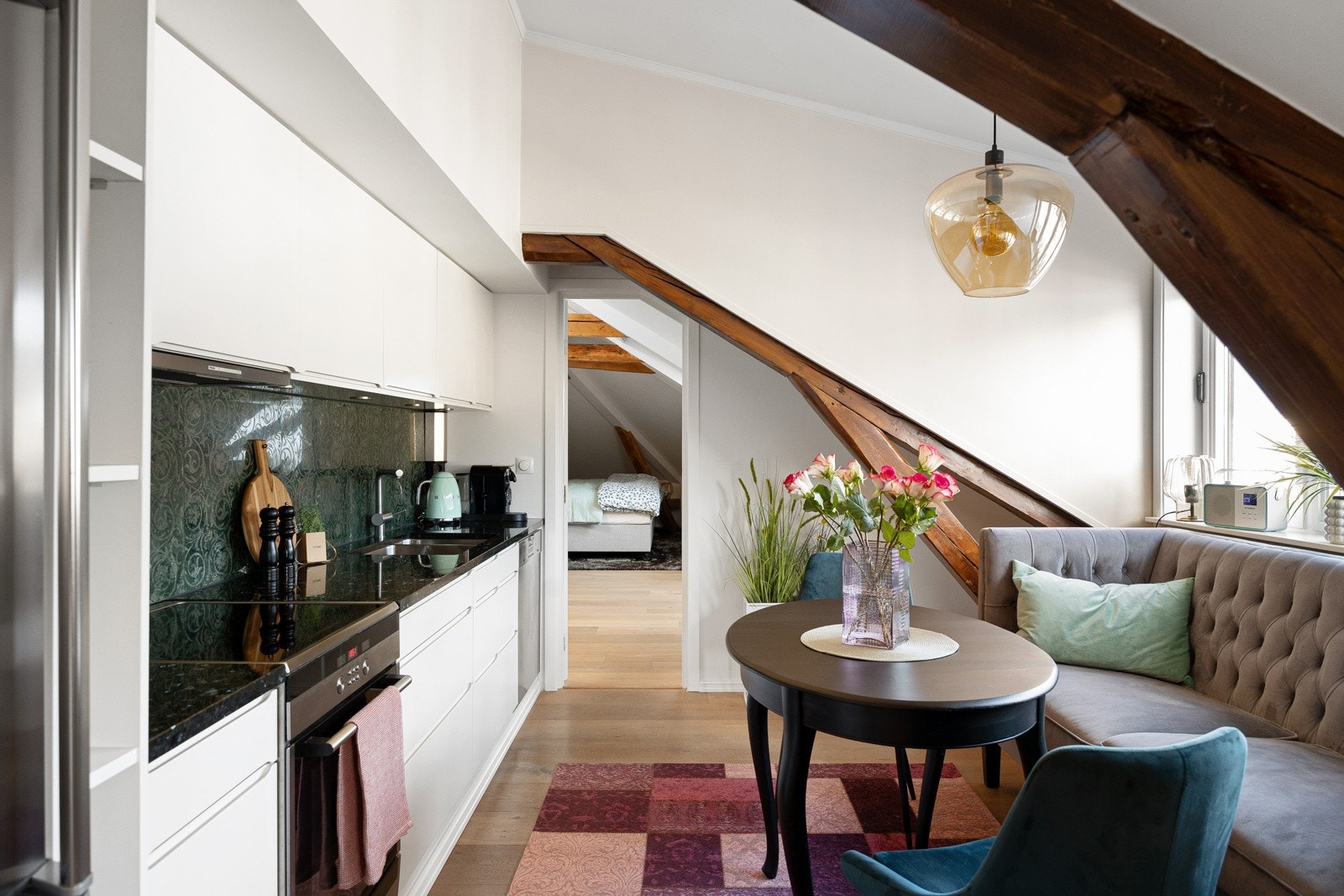 Her er det også plass til en hyggelig spisegruppe Galleribilde