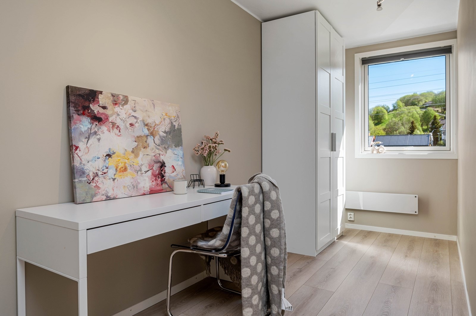 Leiligheten har to soverom på hhv. 8,8 og 8,7 m². Galleribilde