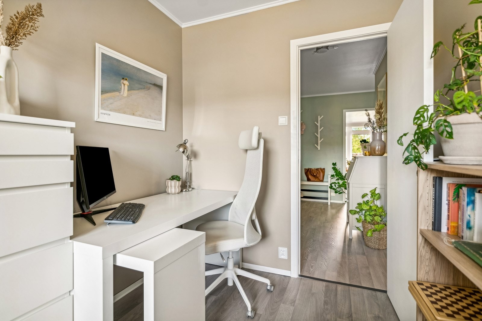 Passer ypperlig som barnerom, gjesterom eller kontor. Galleribilde