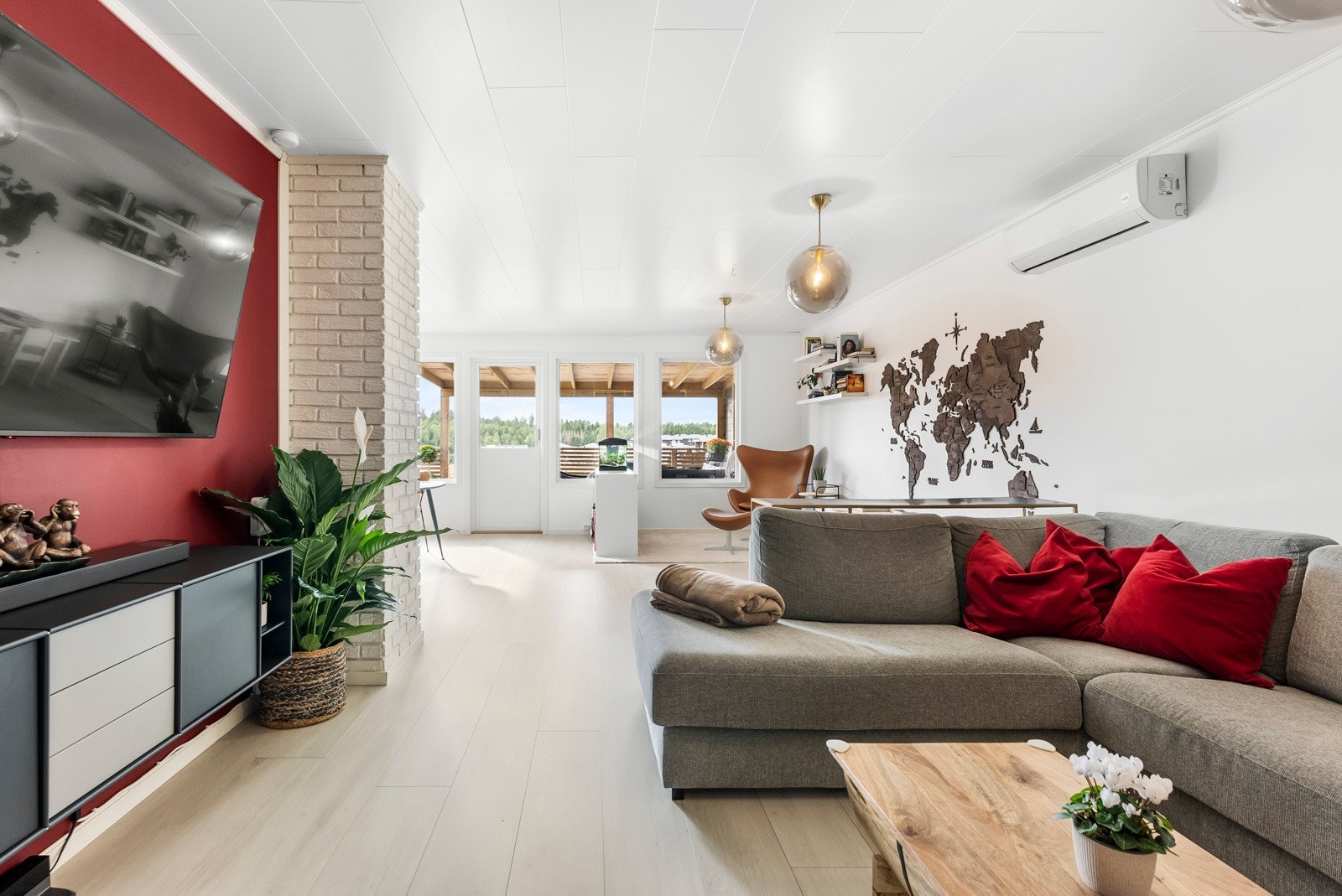 Lekre detaljer i stuen som ble pusset opp i 2019 Galleribilde