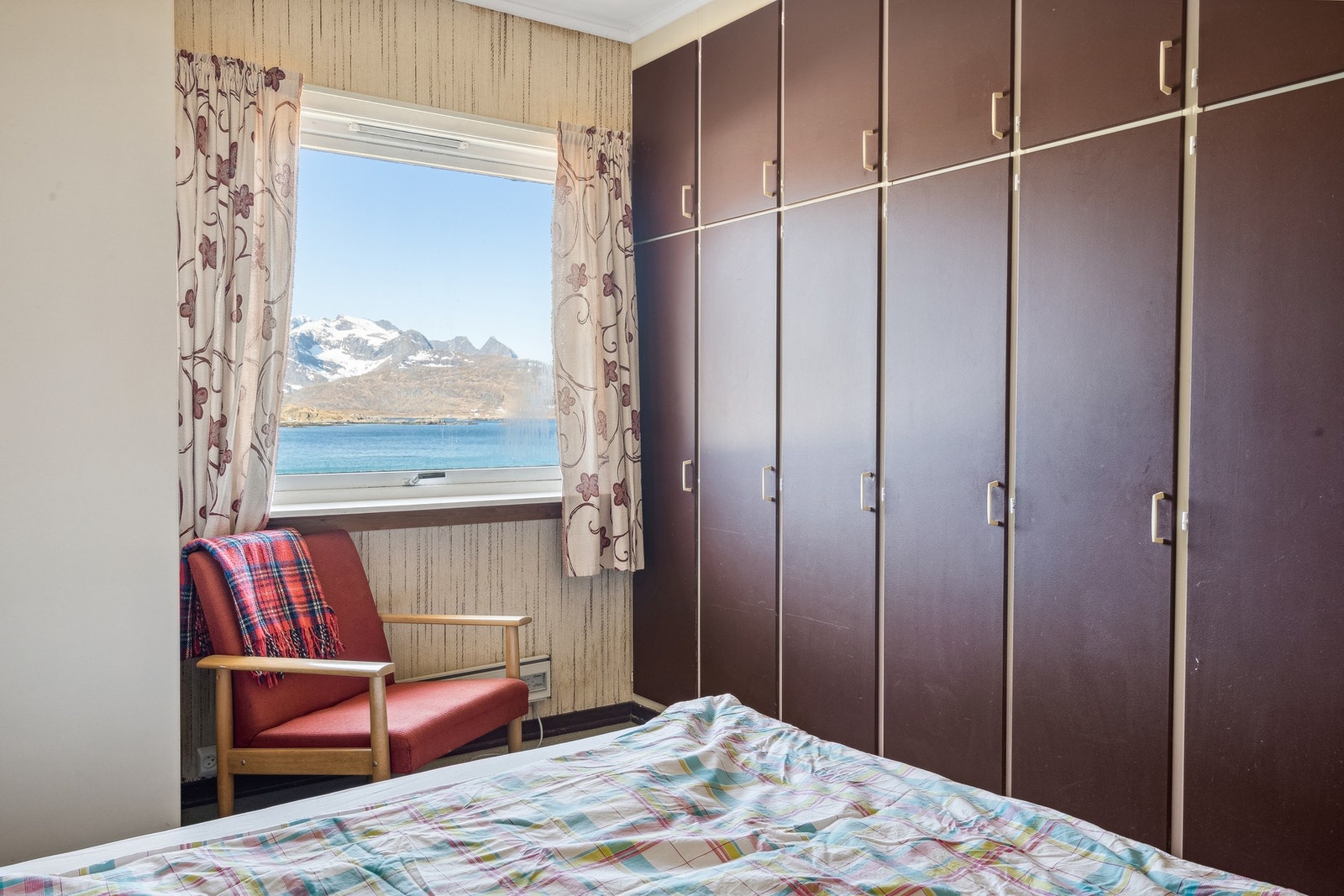 Det er tre soverom på hovedplanet. Galleribilde