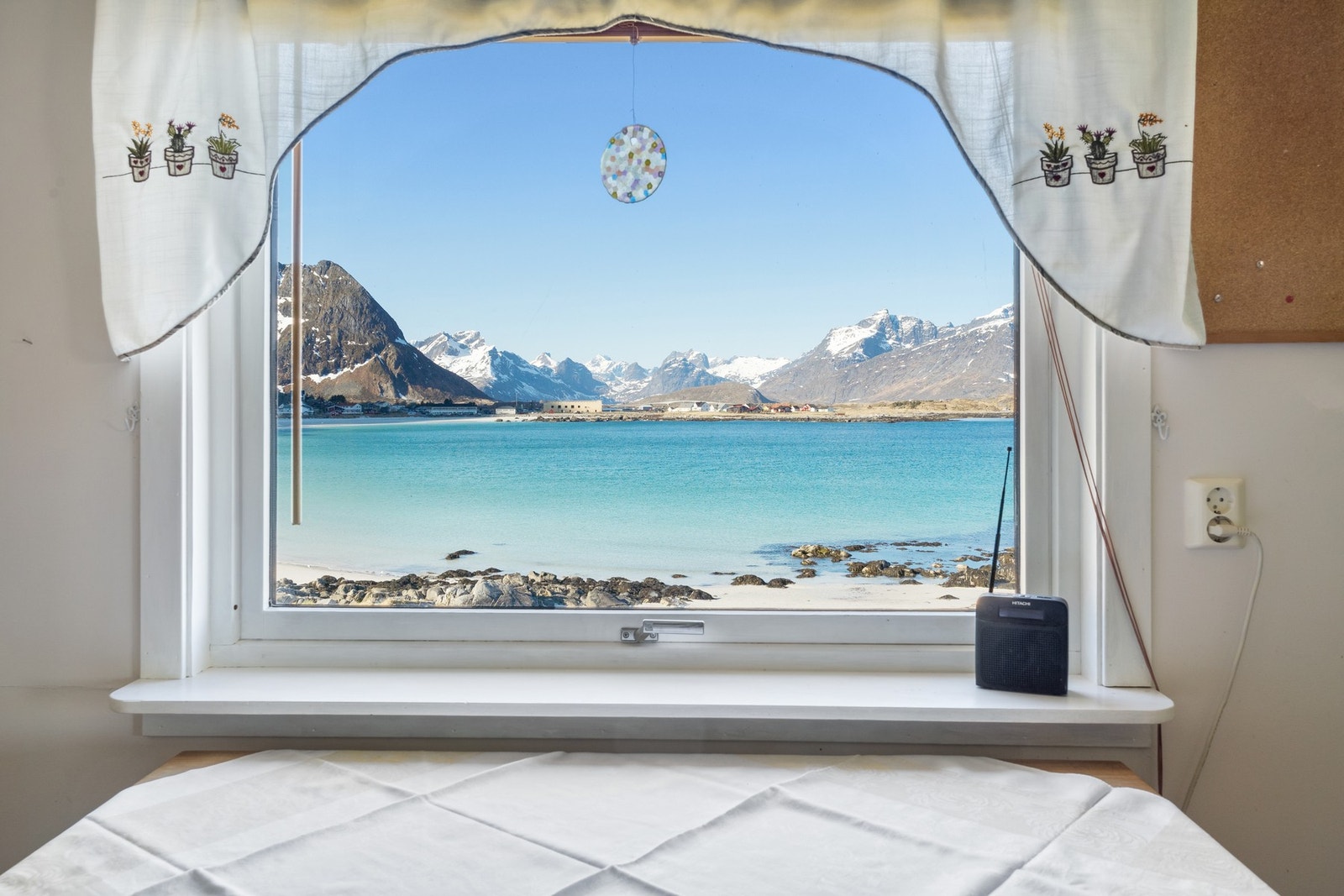 Her kan du nyte morgenkaffen til denne utsikten! Galleribilde