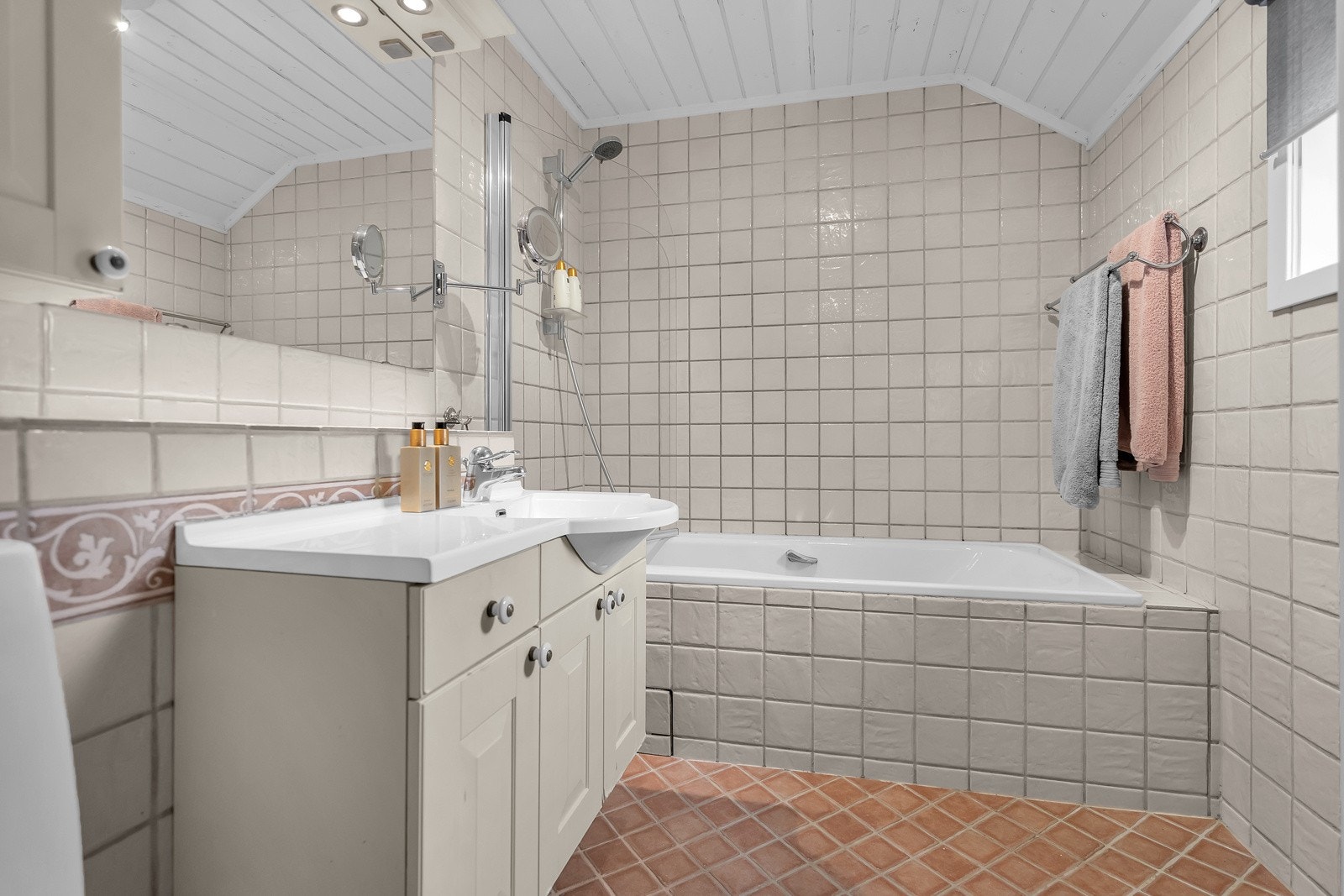 Bad 2 etg hovedel Galleribilde