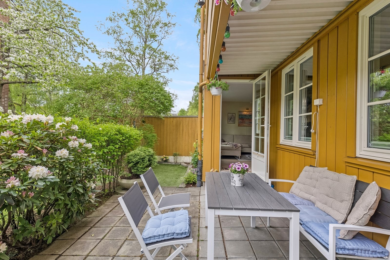 Her er det god plass til sittegruppe og grill
' Galleribilde