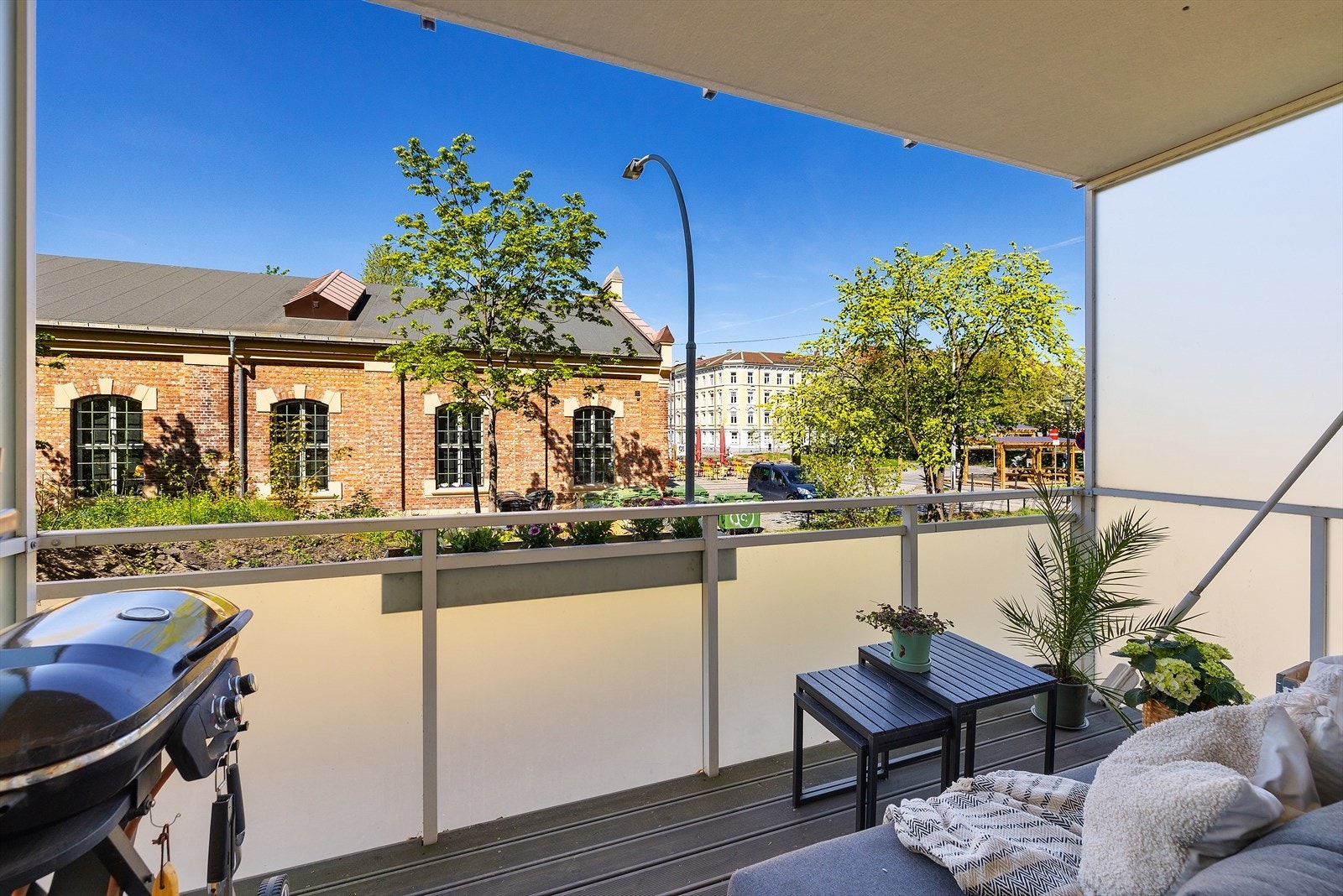 Fin og stor balkong Galleribilde