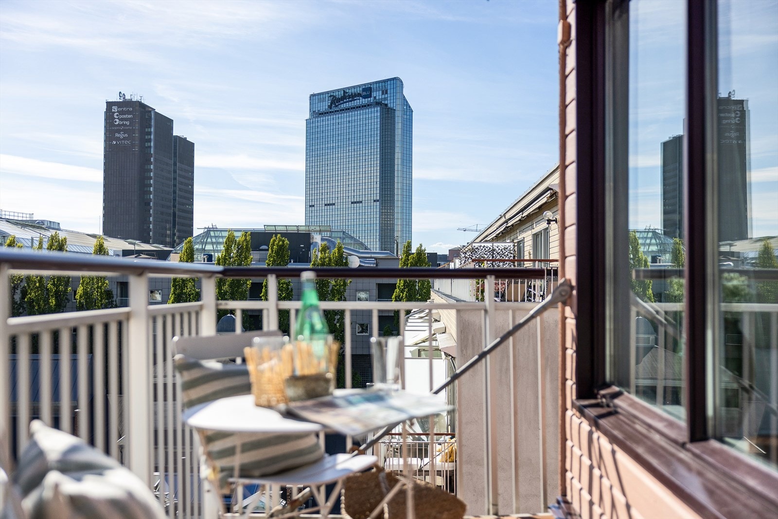 Her er det plass til en hyggelig sittegruppe. Galleribilde