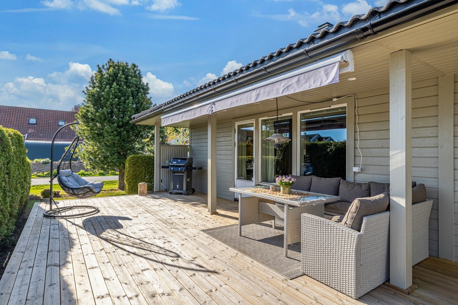 Her ligger alt til rette for å kunne nyte fine vår og sommerdager. Galleribilde