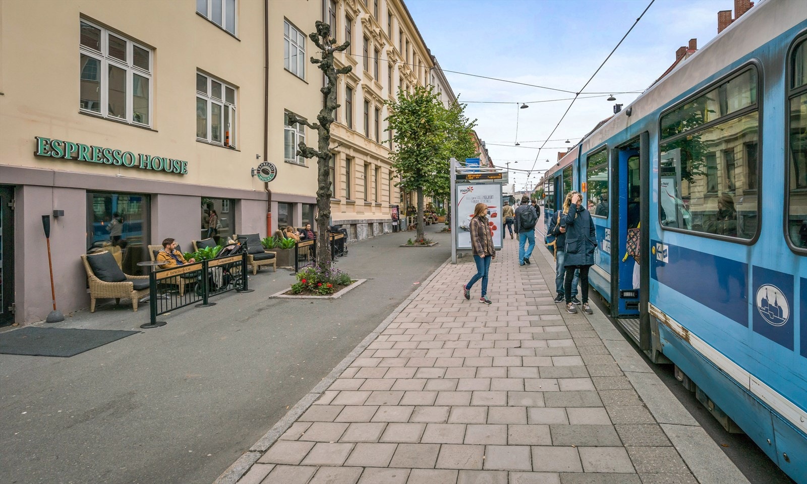 Lokalområde med gode transportmuligheter og kafeer Galleribilde