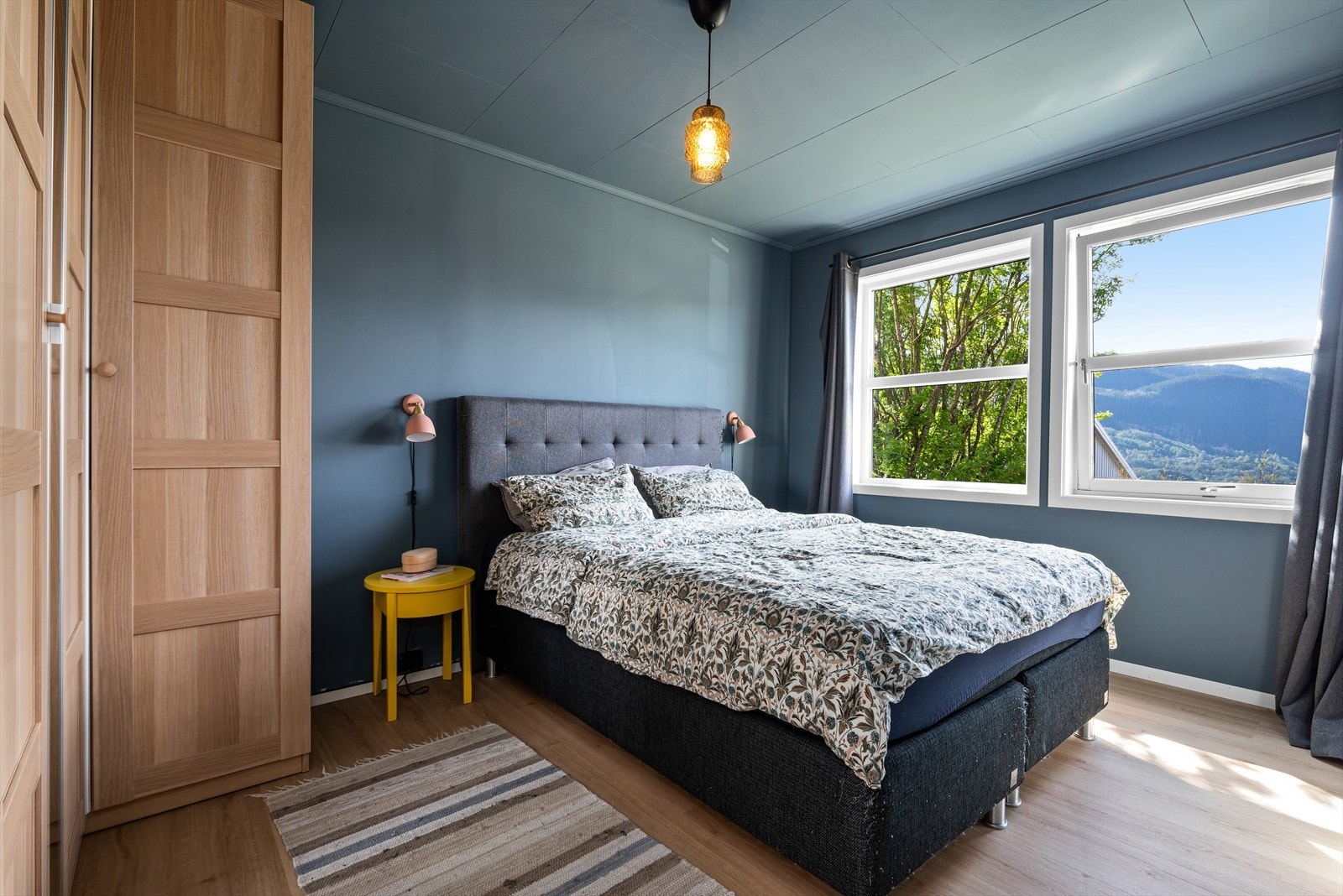 Boligen har totalt 3 romslige soverom Galleribilde