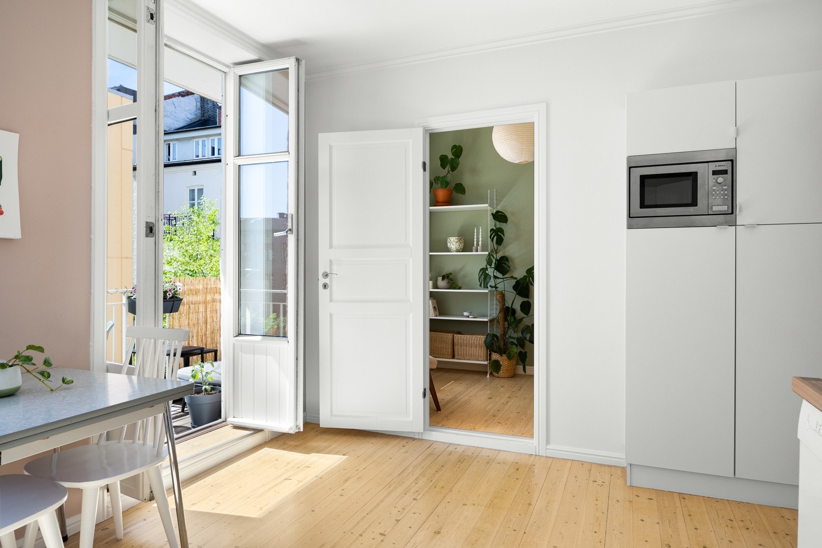 Soverom II ligger i tilknytning til kjøkken. Galleribilde