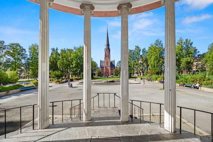 Vakre Birkelunden ligger like ved leiligheten. Galleribilde