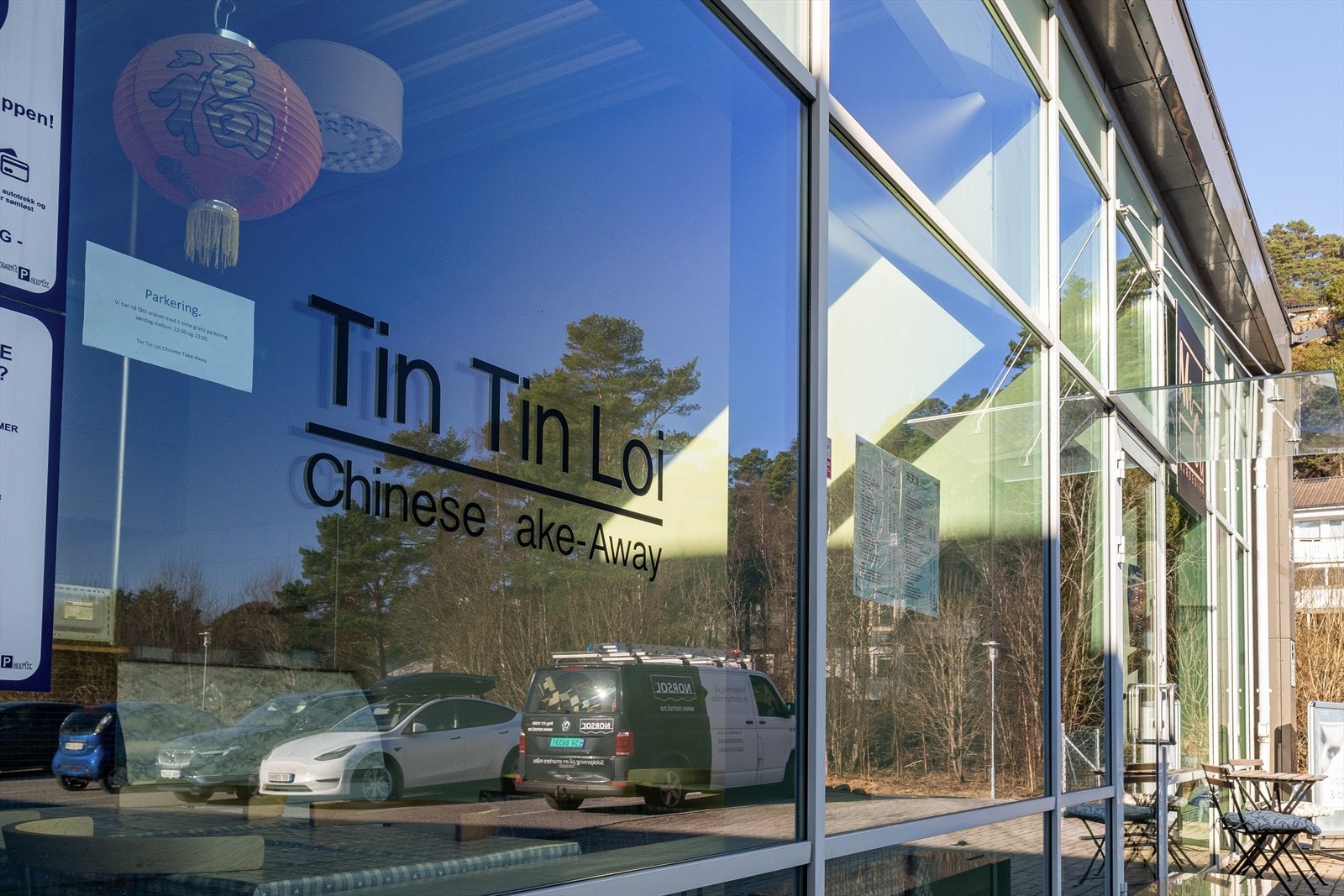 Tin Tin Loi er en veldig populær kinesisk restaurant i området. Galleribilde