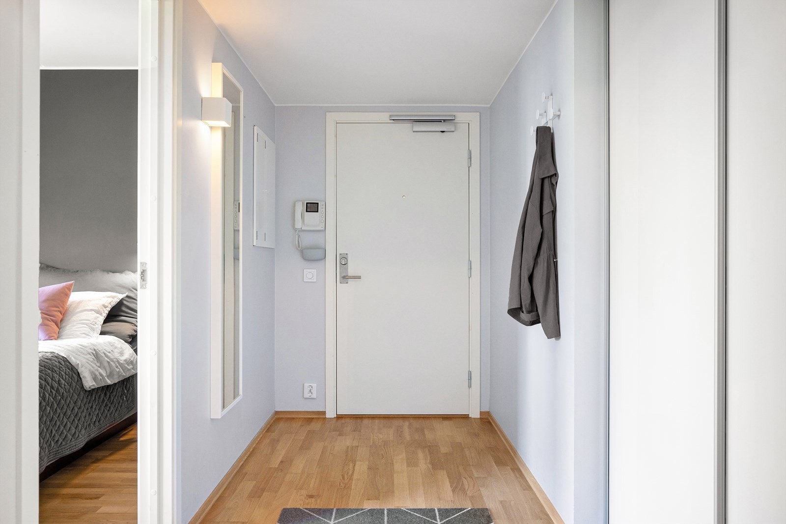 Fra gang er det adkomst til hovedsoverom. Galleribilde
