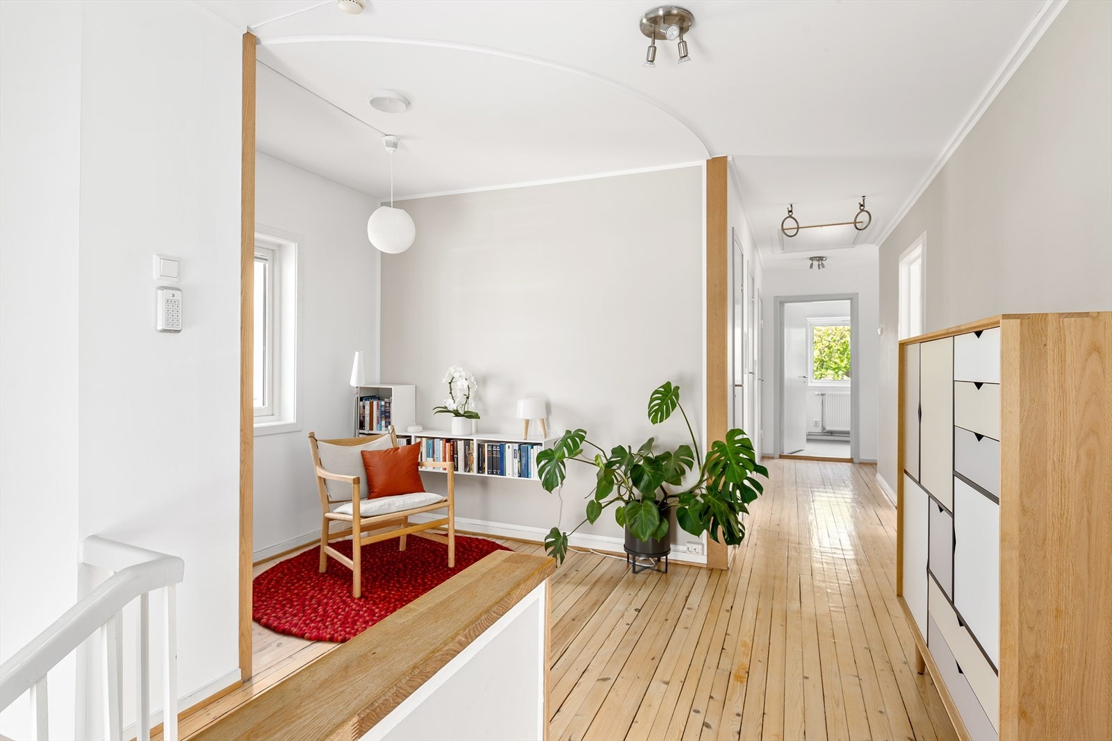 Trapperom/gang i 2. etasje. Galleribilde