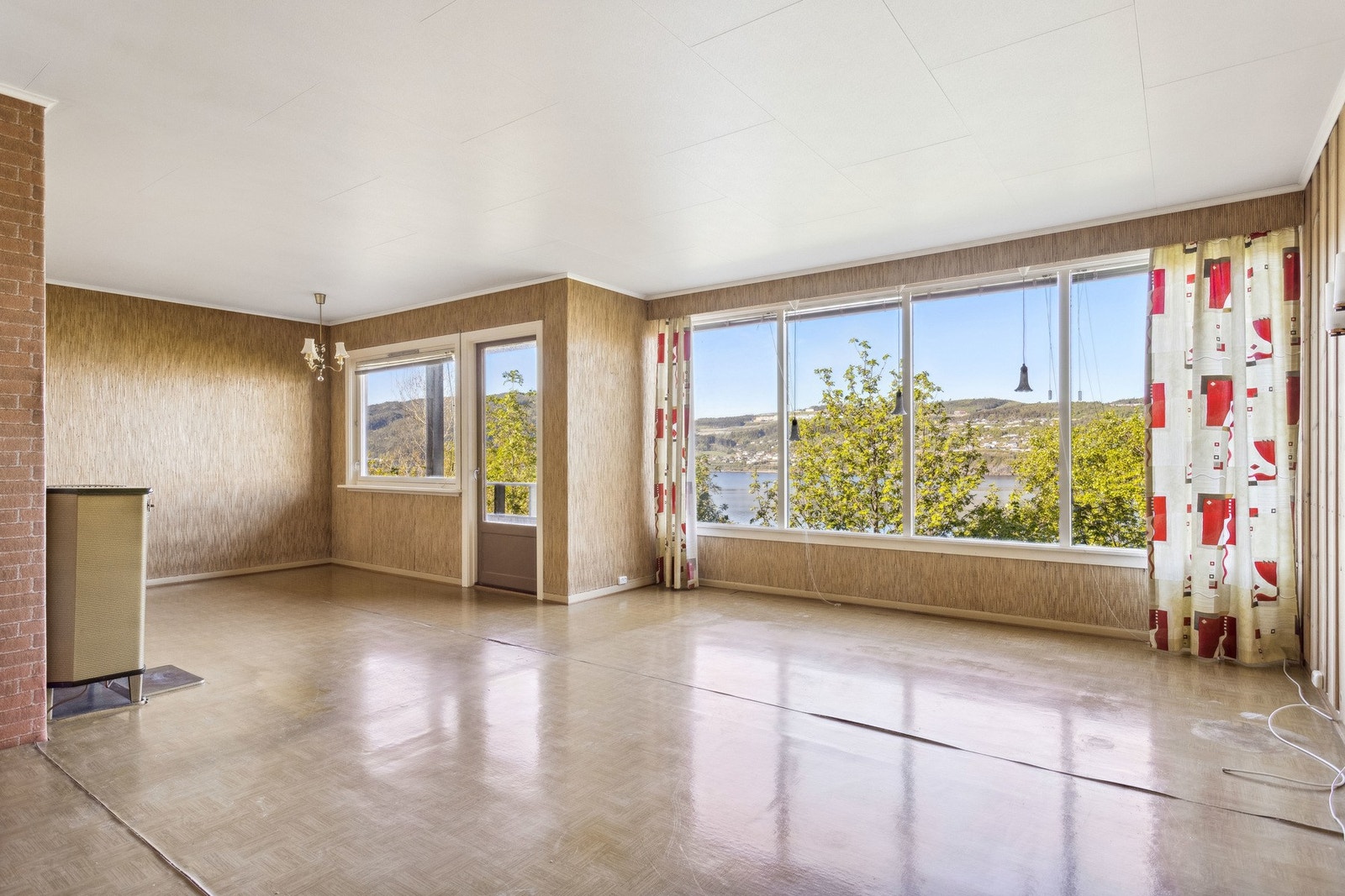 Lys og romslig stue på hele 38 kvm. Galleribilde